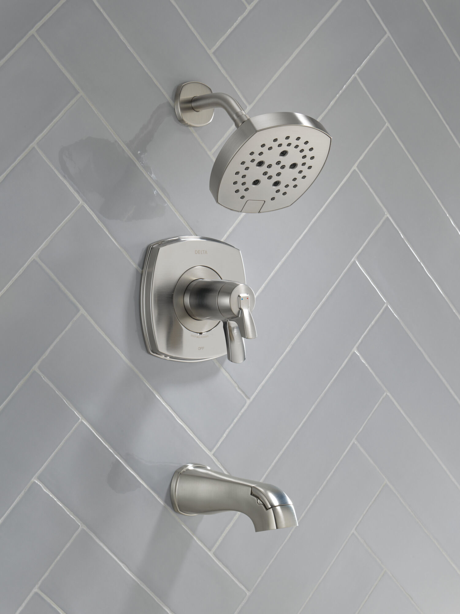 Delta Thermostatische Dusche Stryke Serie – Nur Duschfunktion, Chrom, Mit H2Okinetic Technologie
