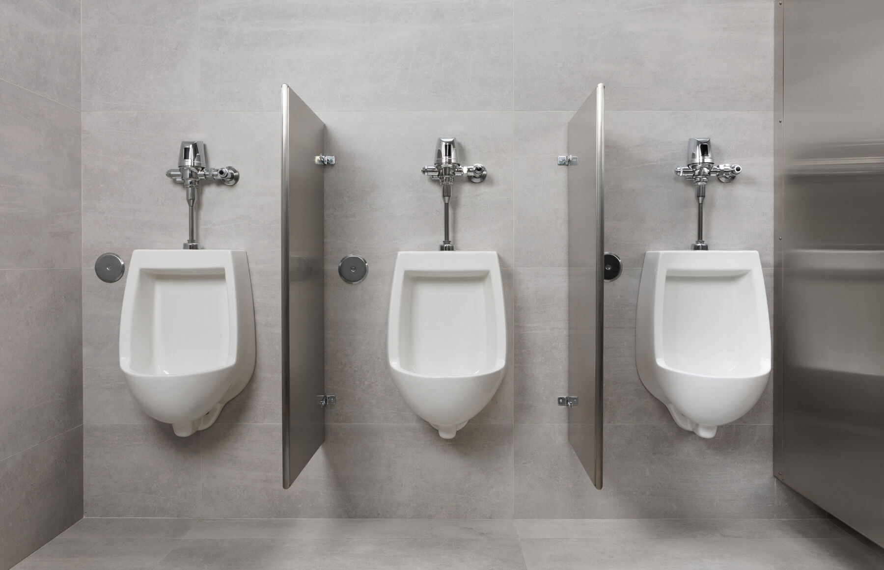 Electronic Exposed Water Closet Flush Valve with Mechanical Manual Override - Solar Operated