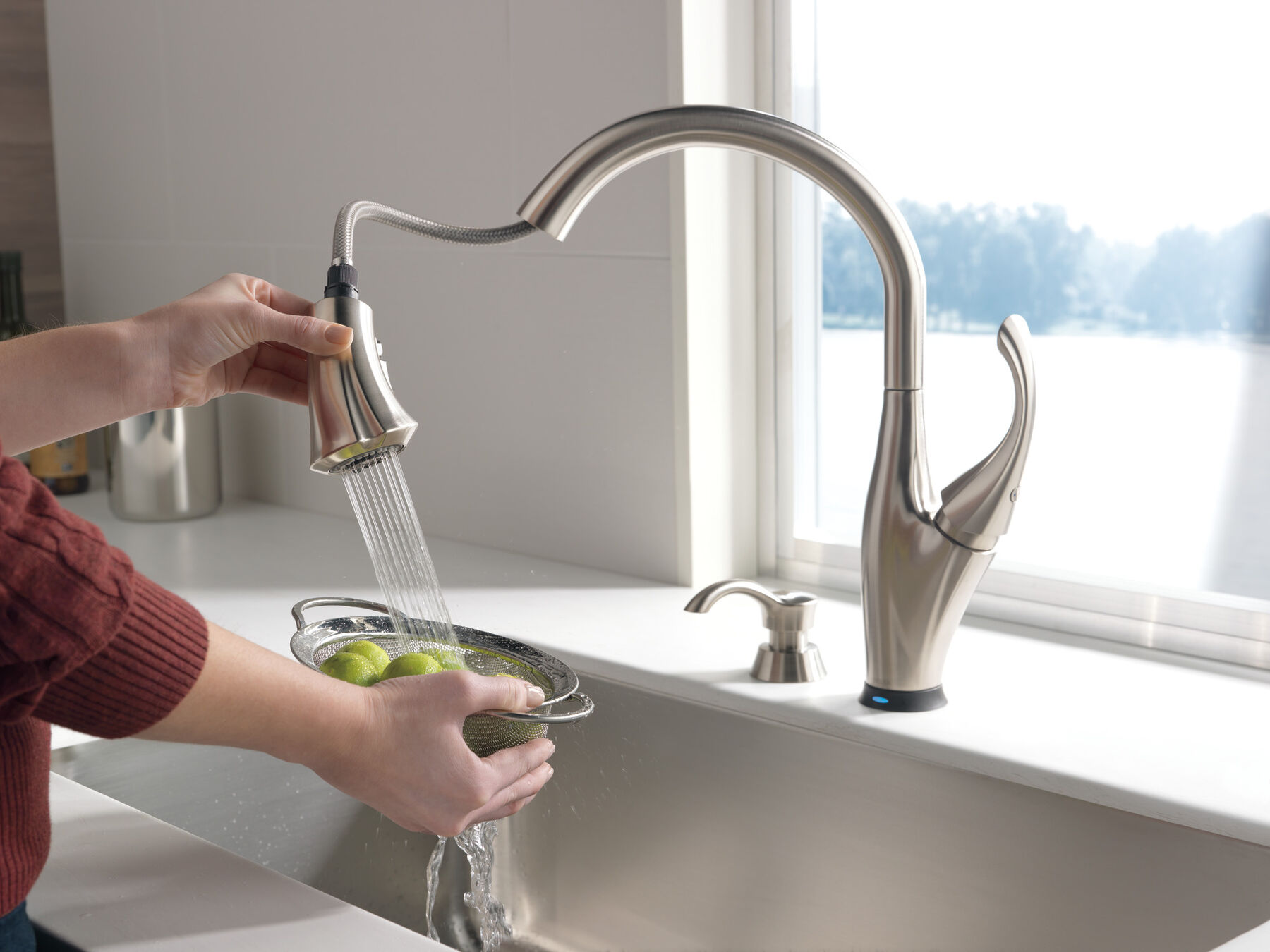 Single Handle PullDown Kitchen Faucet with Touch2O® Technology and Soap Dispenser in Stainless