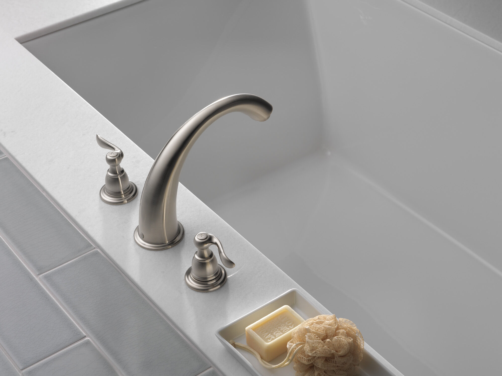 Roman Tub Trim in Stainless BT2796-SS | Delta Faucet