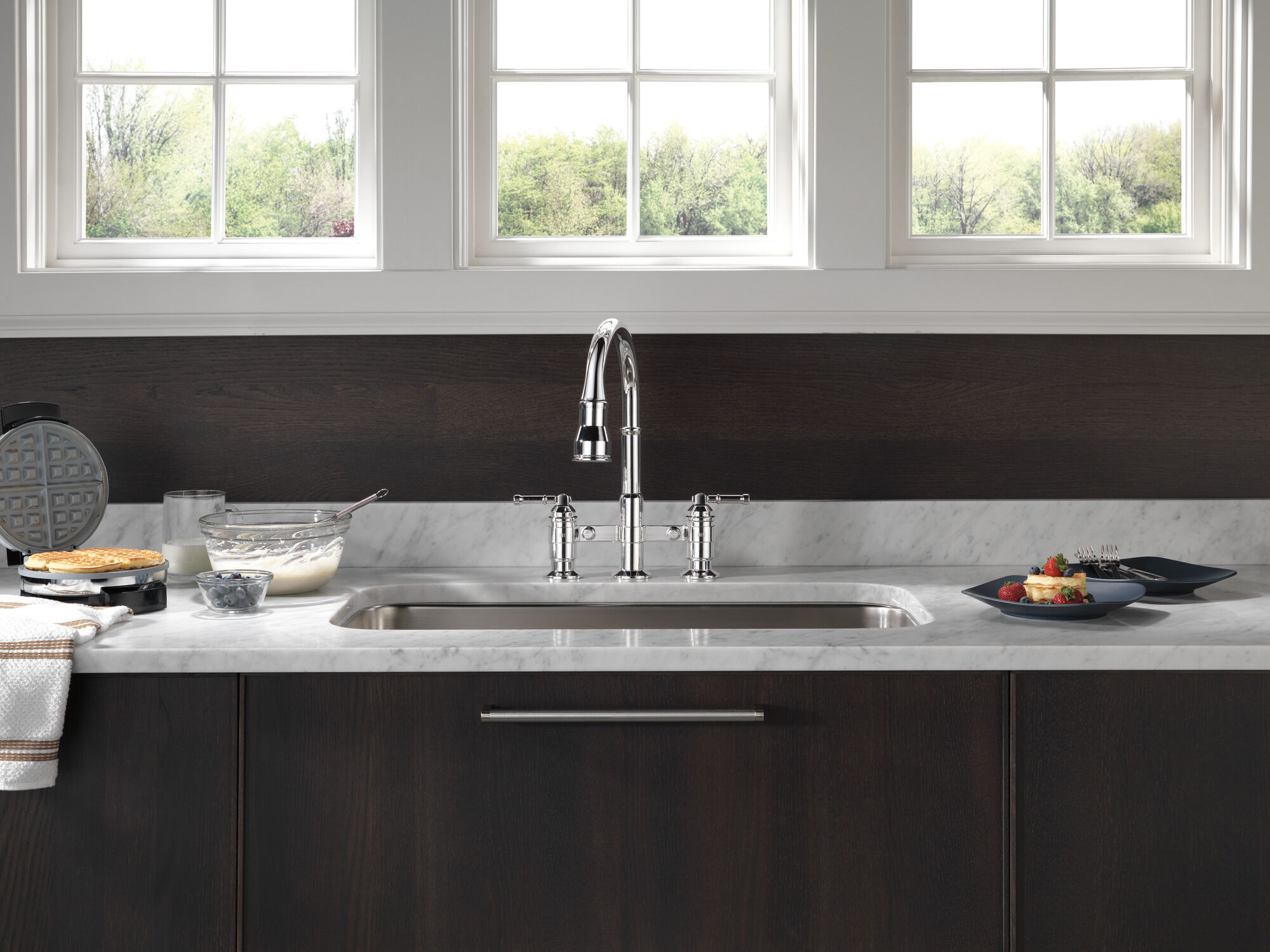Two Handle Pull-Down Bridge Kitchen Faucet in Chrome 2390L-DST