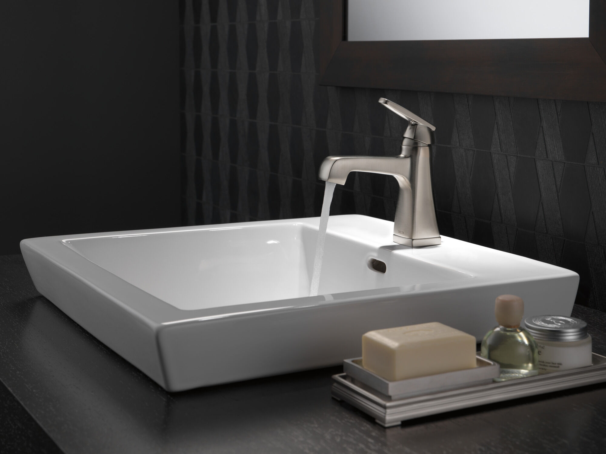 Single Handle Bathroom Faucet in Stainless 564-SSMPU-DST | Delta