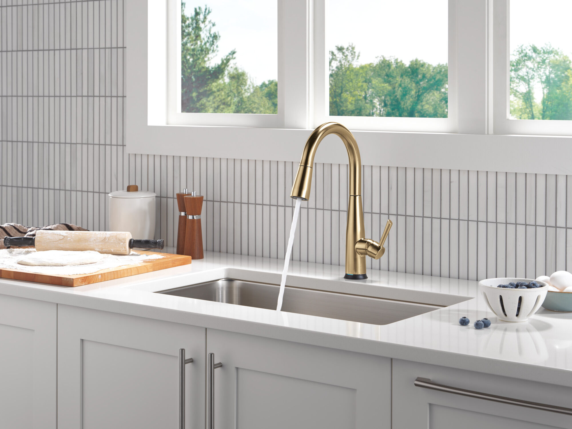 VoiceIQ® Single Handle Pull-Down Faucet with Touch2O® Technology