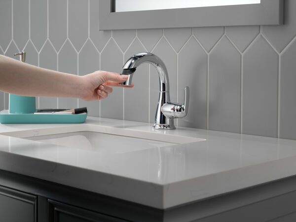 Single Handle Centerset Pull Down Bathroom Faucet 15765lf Pd Delta Faucet