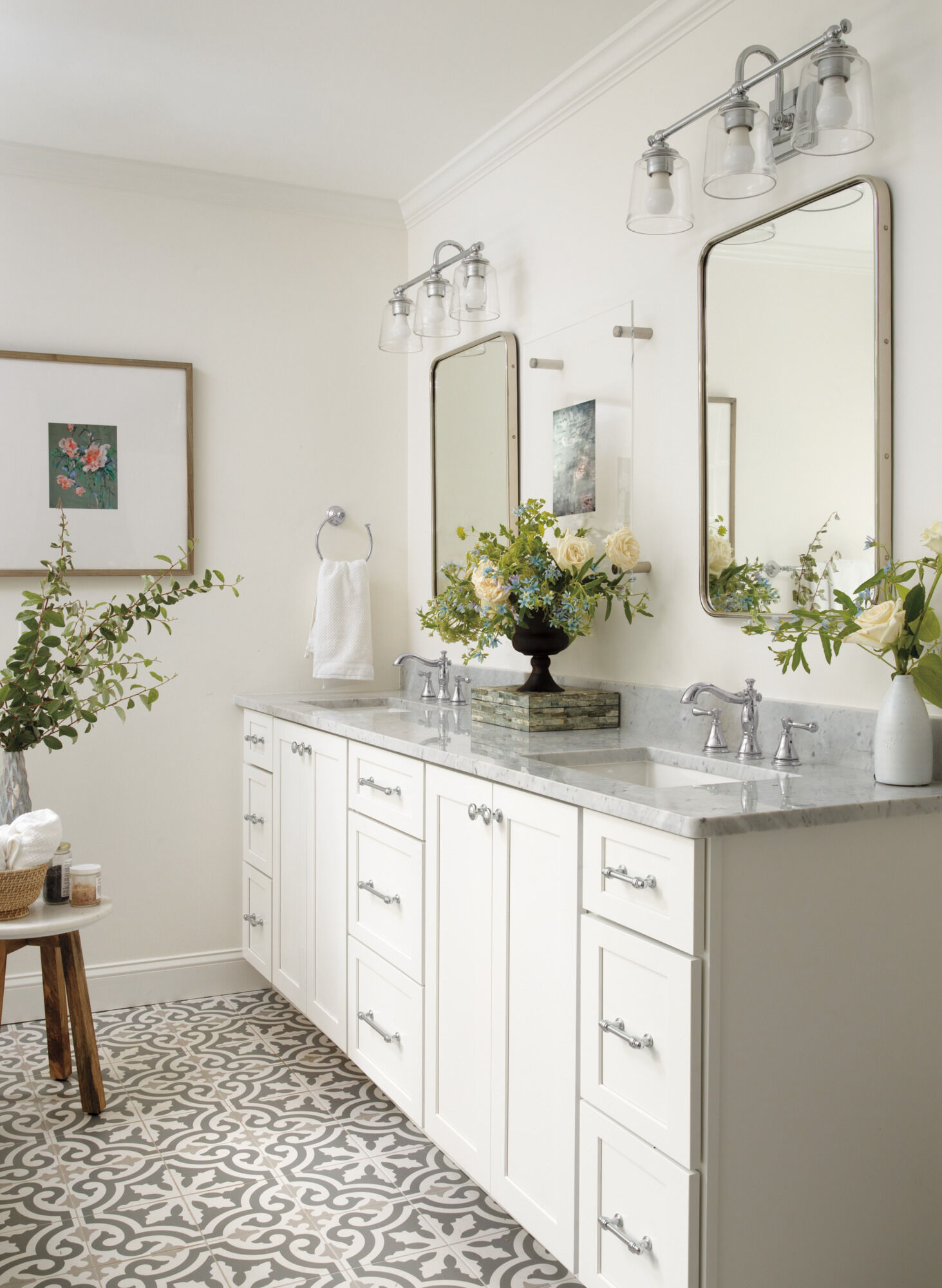 Towel Ring in Chrome 79746 | Delta Faucet