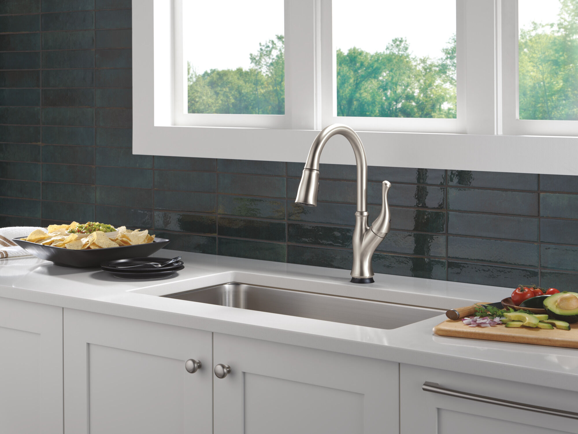 Touch2O® Technology Kitchen Faucet with Touchless Technology in