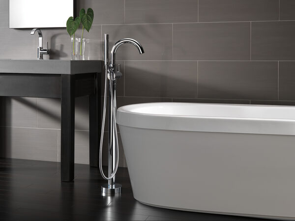 60 in. x 32 in. Freestanding Tub with Integrated Waste and Overflow, image 2