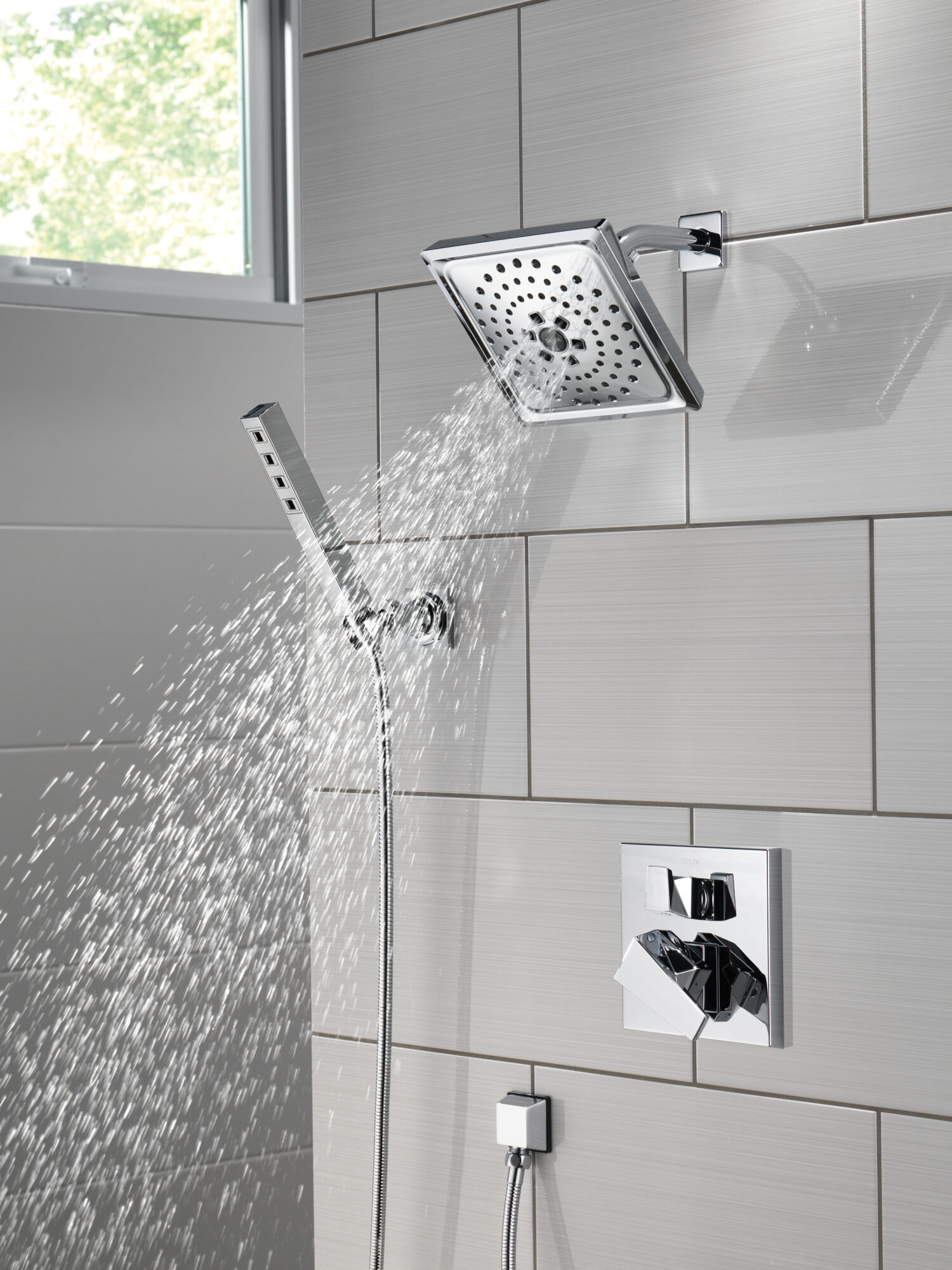 ボニックpro H2Okinetic® Single-Setting Adjustable Wall Mount Hand Shower in