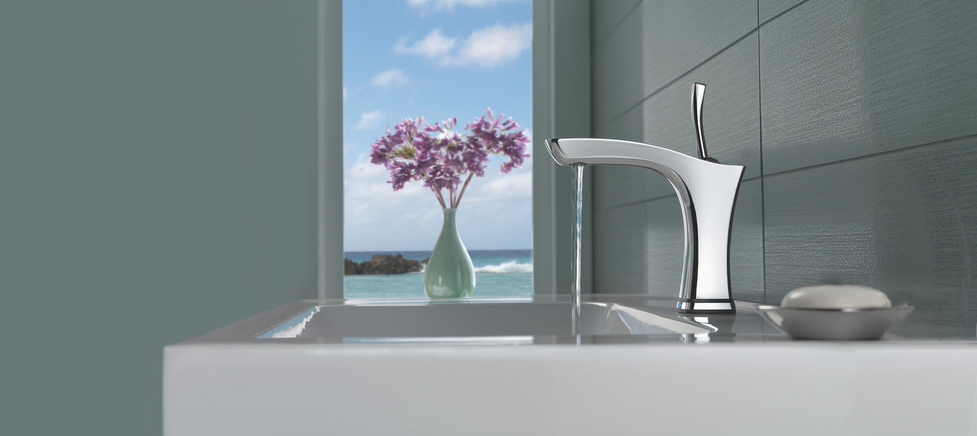 Single Handle Bathroom Faucet with Touch2O.xt® Technology in
