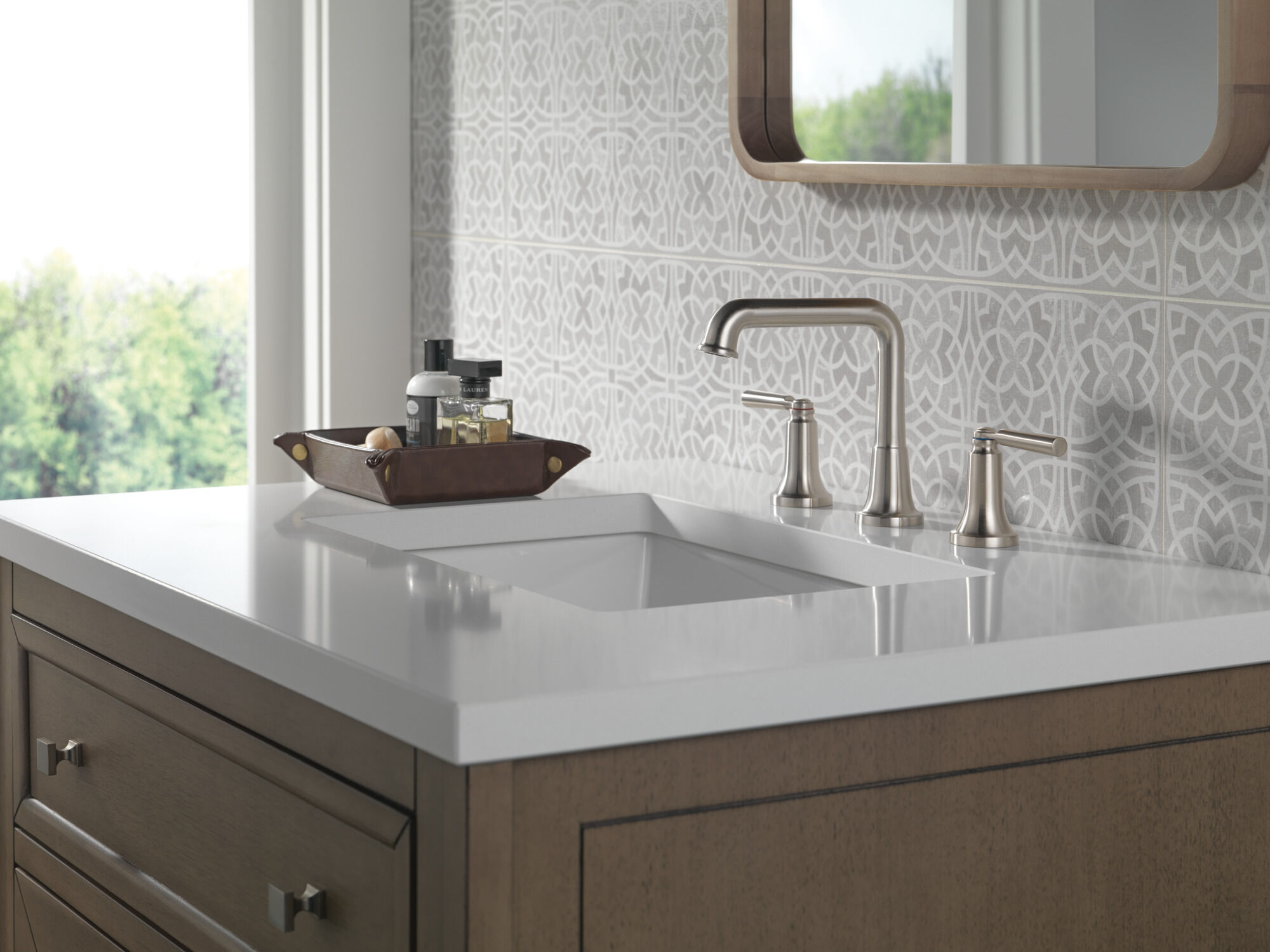 Two Handle Widespread Bathroom Faucet in Stainless 3536-SSMPU-DST