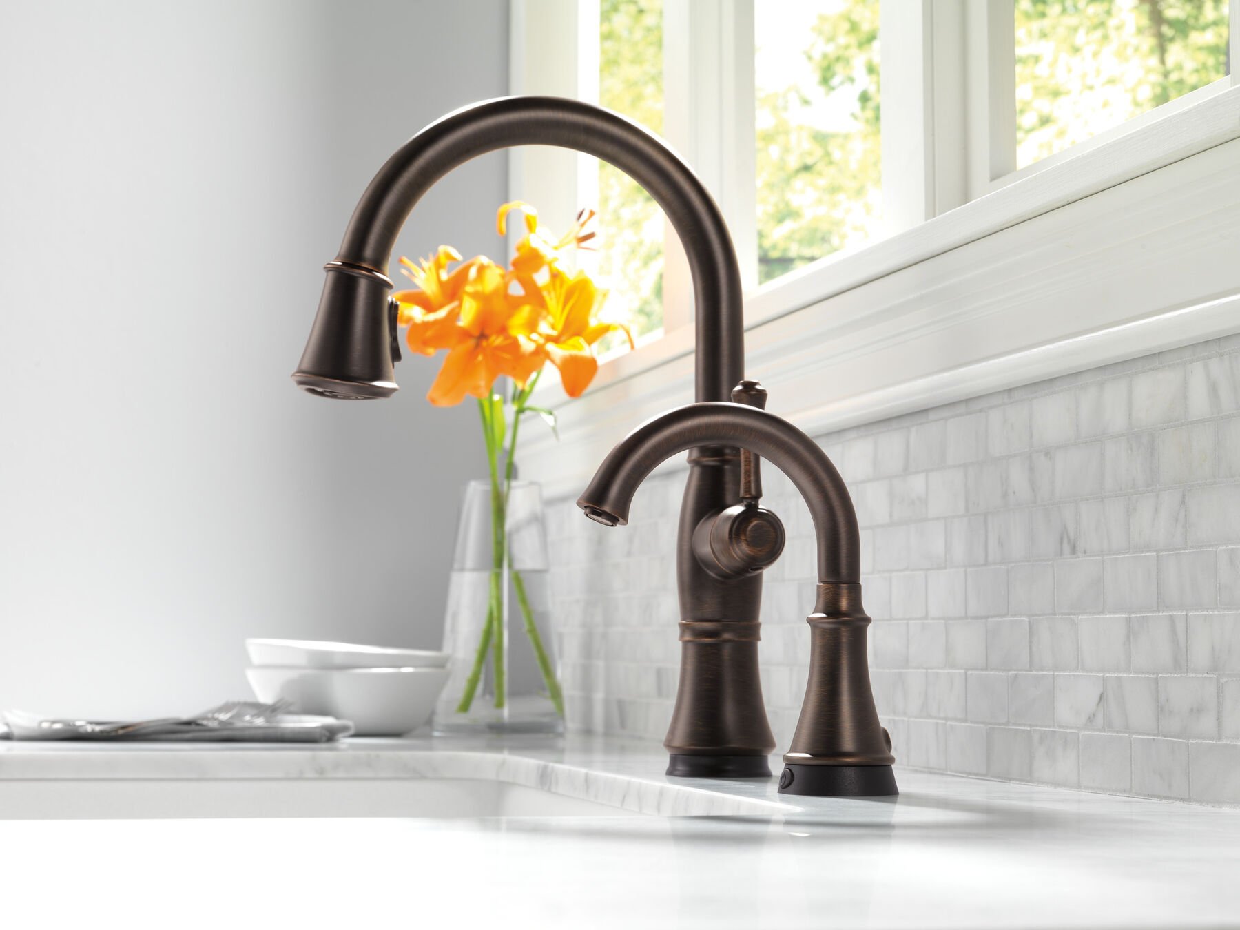 Single Handle Pull-Down Kitchen Faucet with Touch<sub>2</sub>O&reg; and ShieldSpray&reg; Technologies