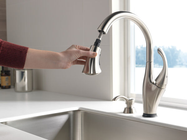 Single Handle Pull-Down Kitchen Faucet with Touch2O® Technology and Soap  Dispenser