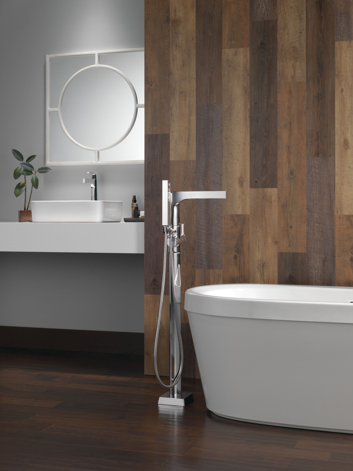 Single Handle Vessel Bathroom Faucet in Chrome 774-DST | Delta Faucet