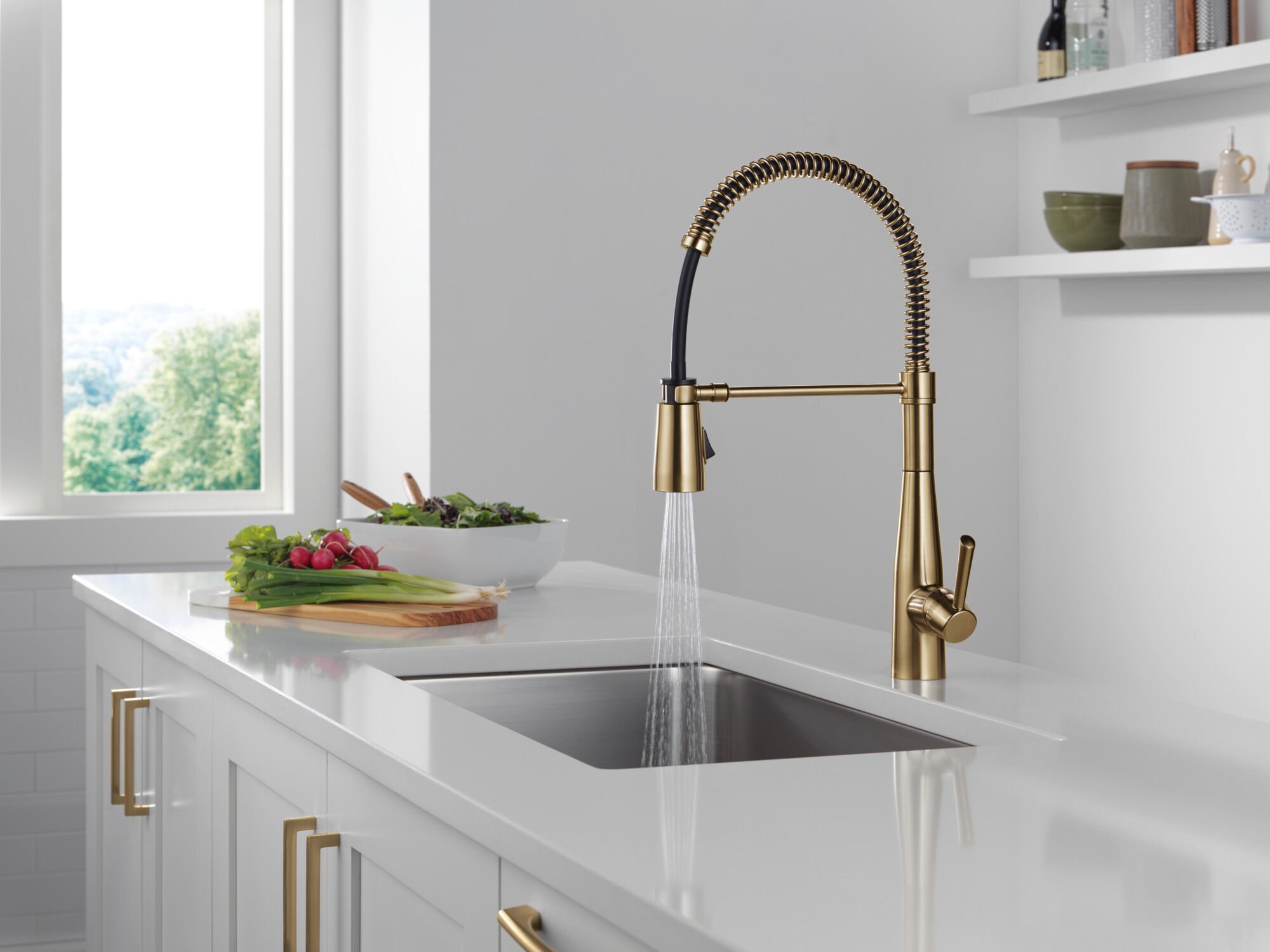 Single-Handle Pull-Down Spring Kitchen Faucet in Champagne Bronze