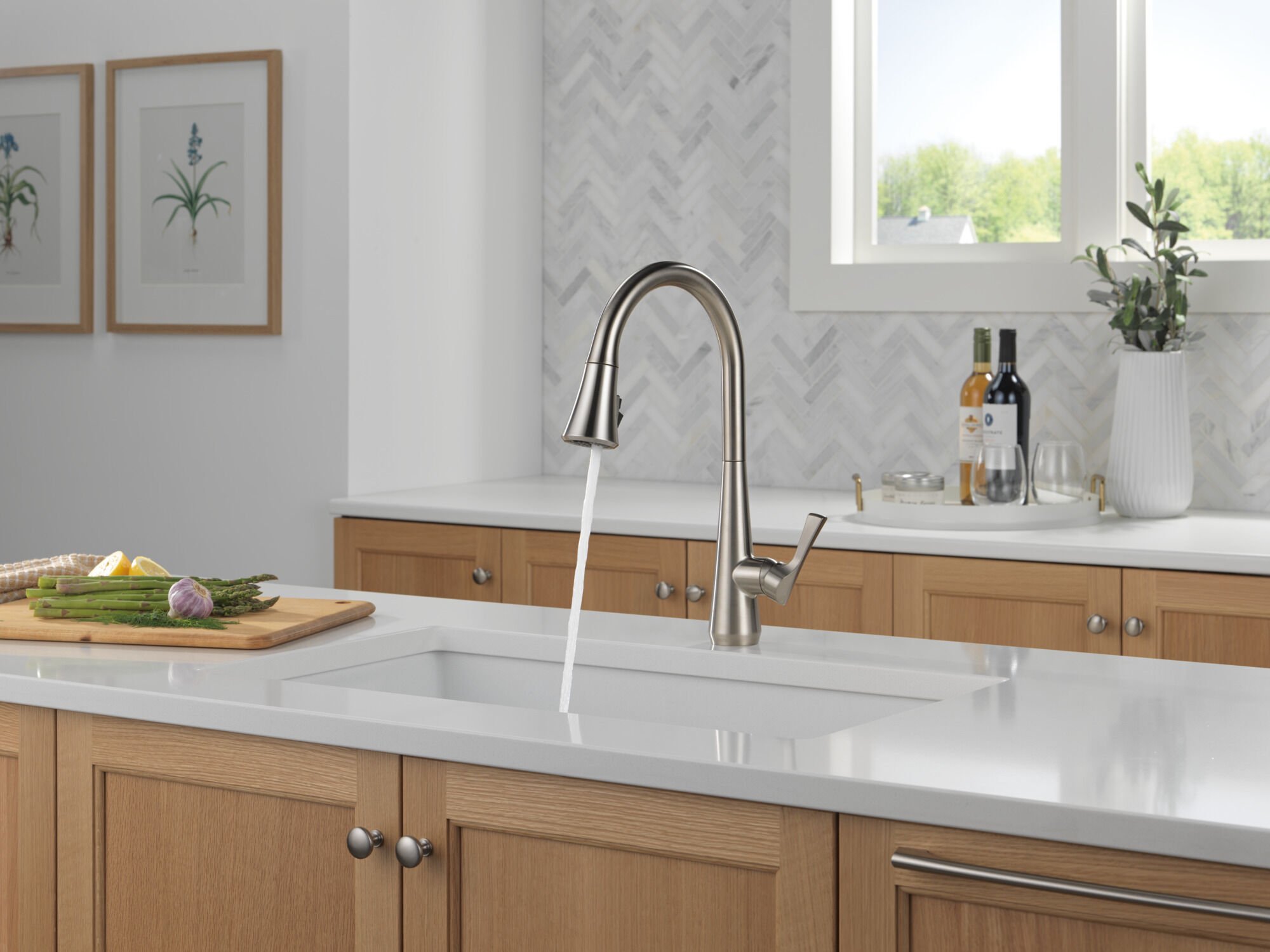 Single Handle Pull-Down Kitchen Faucet with ShieldSpray Technology