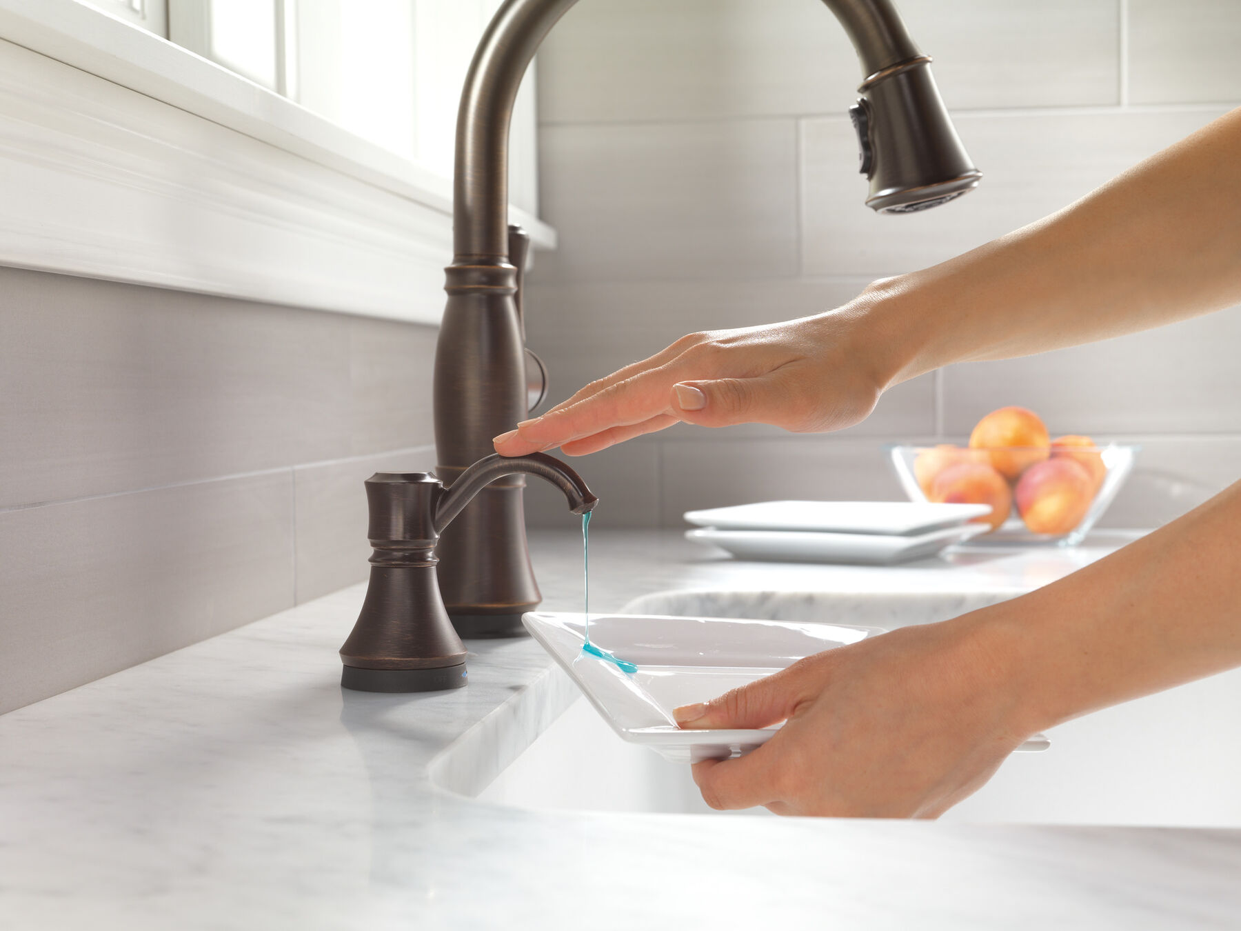 Single Handle Pull-Down Kitchen Faucet with Touch<sub>2</sub>O&reg; and ShieldSpray&reg; Technologies
