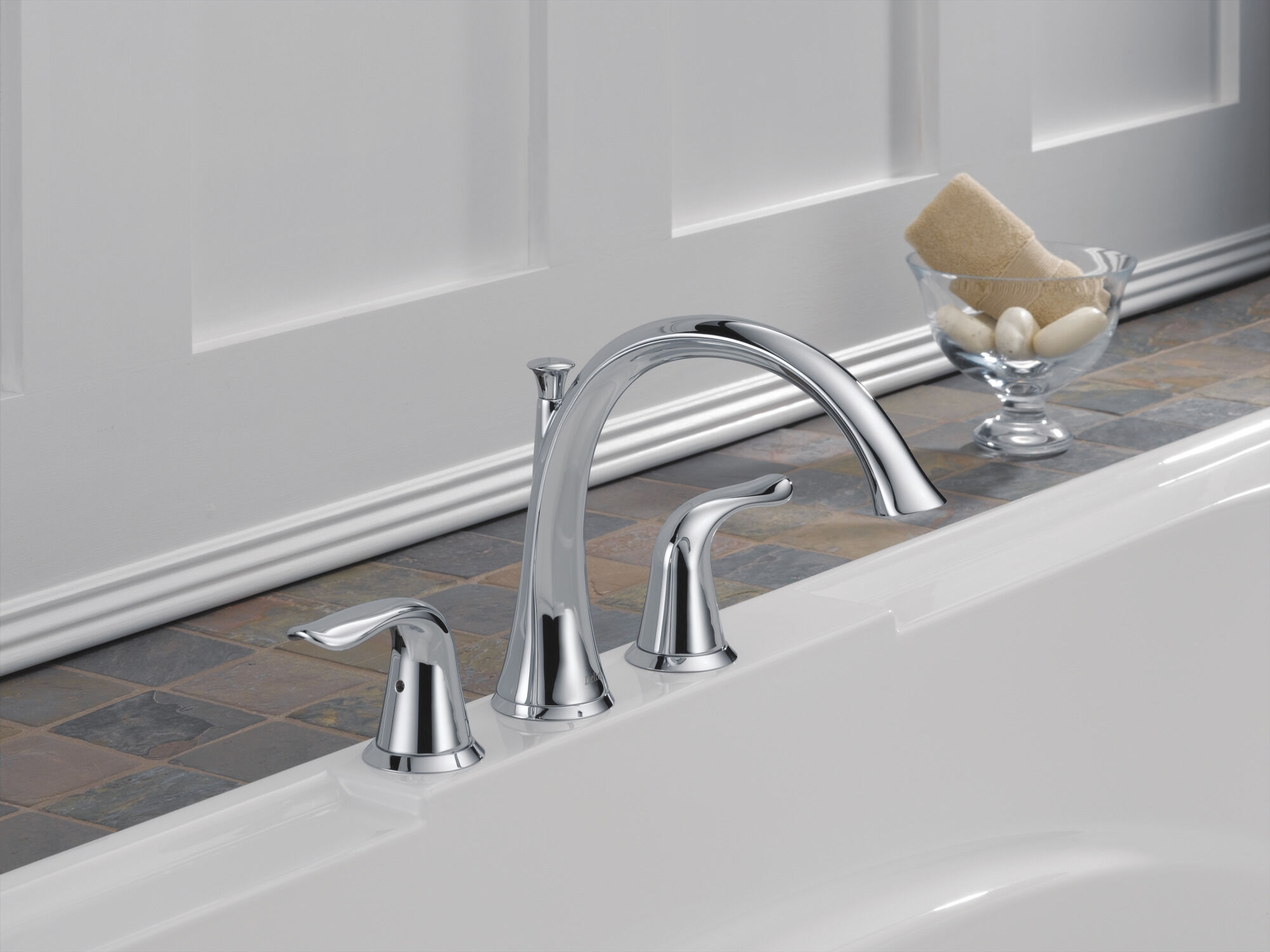 Roman Tub Trim in Chrome T2738 | Delta Faucet
