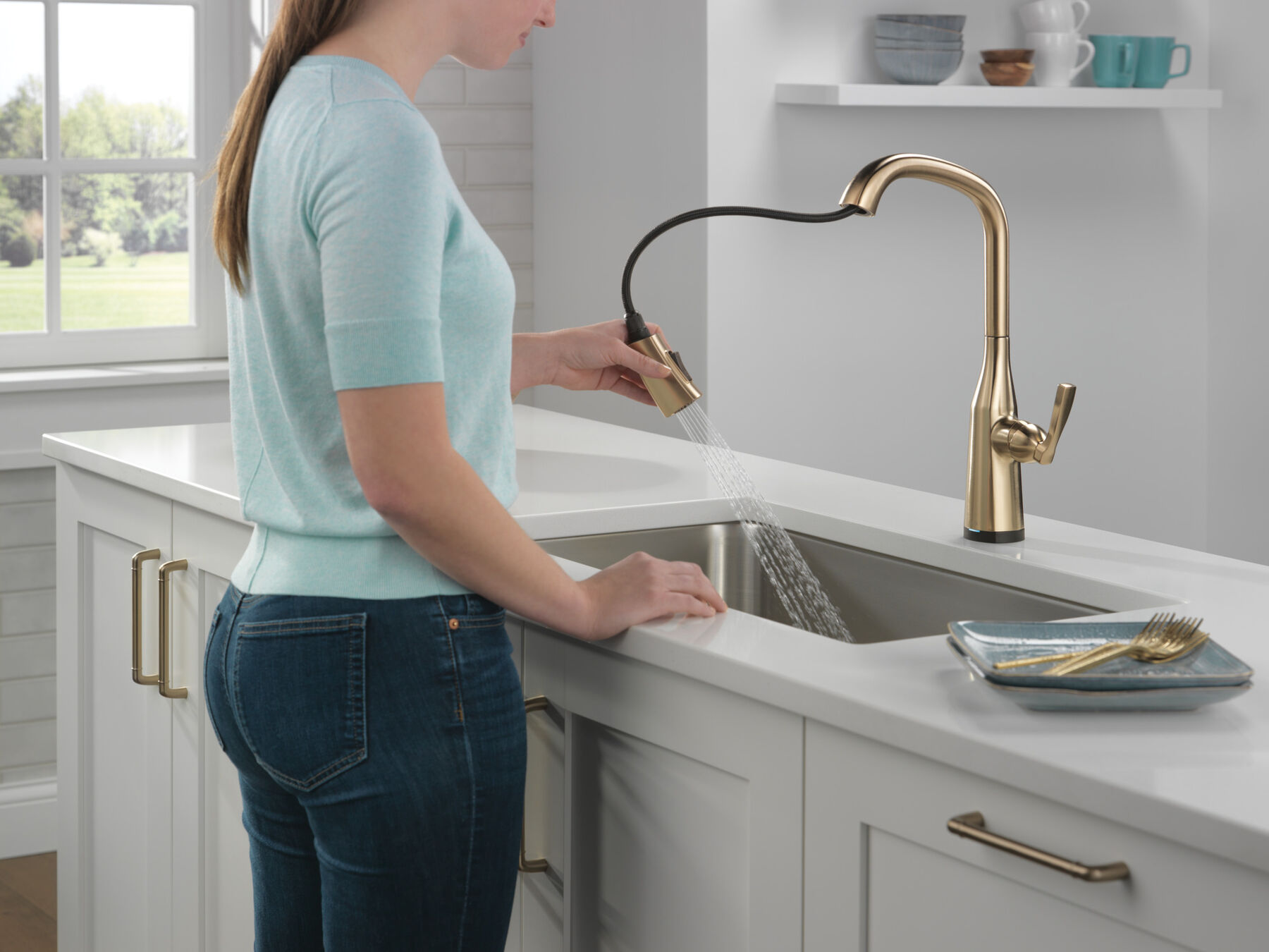 Single Handle Pull-Down Kitchen Faucet with Touch<sub>2</sub>O&reg; Technology