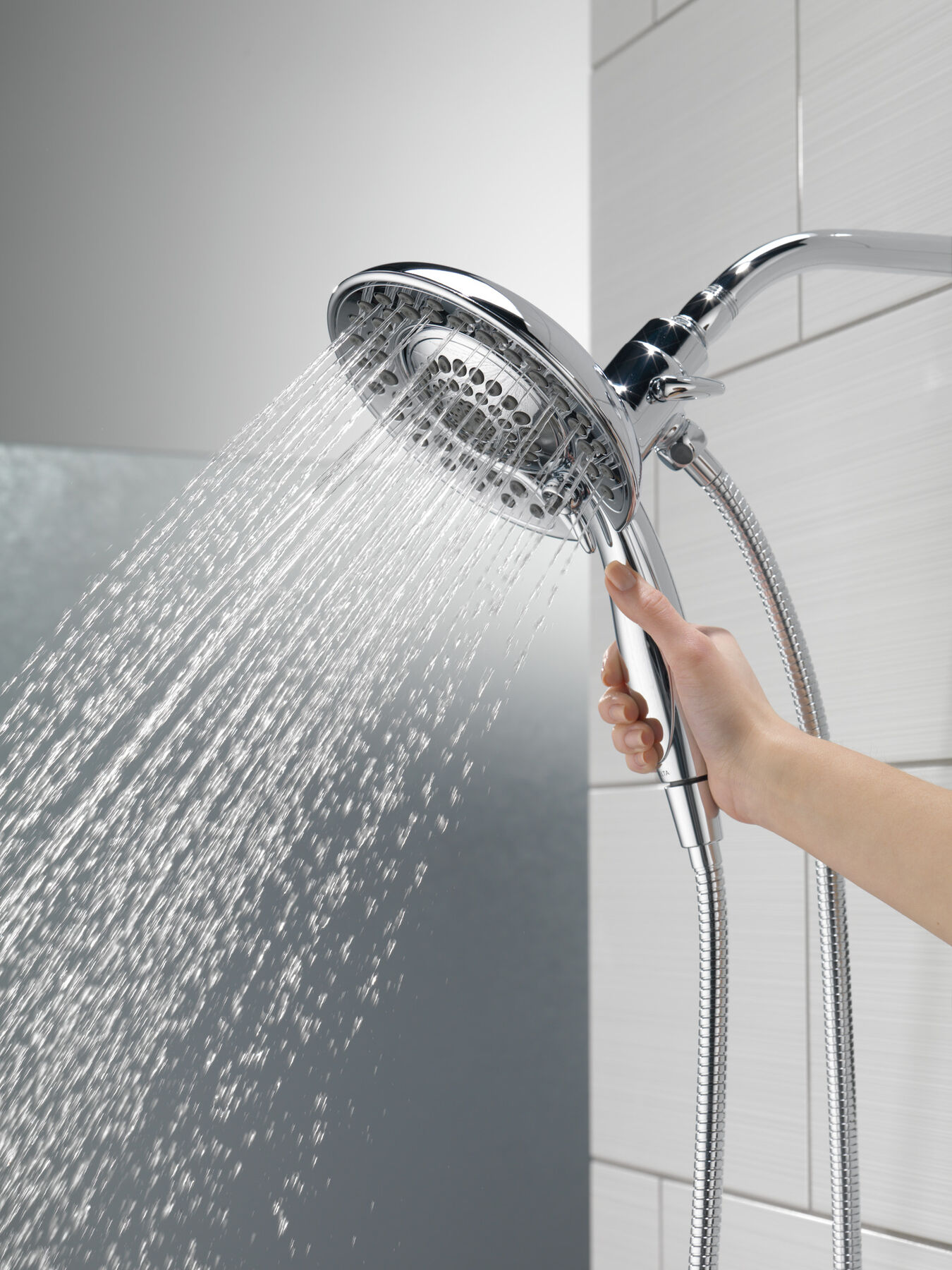 Suction Cup Handheld Shower Head Holder - 5 Angles Adjustable - Unique  Horizontal Setting - Large Shower Head Supports, Relocatable - Wall Mounted
