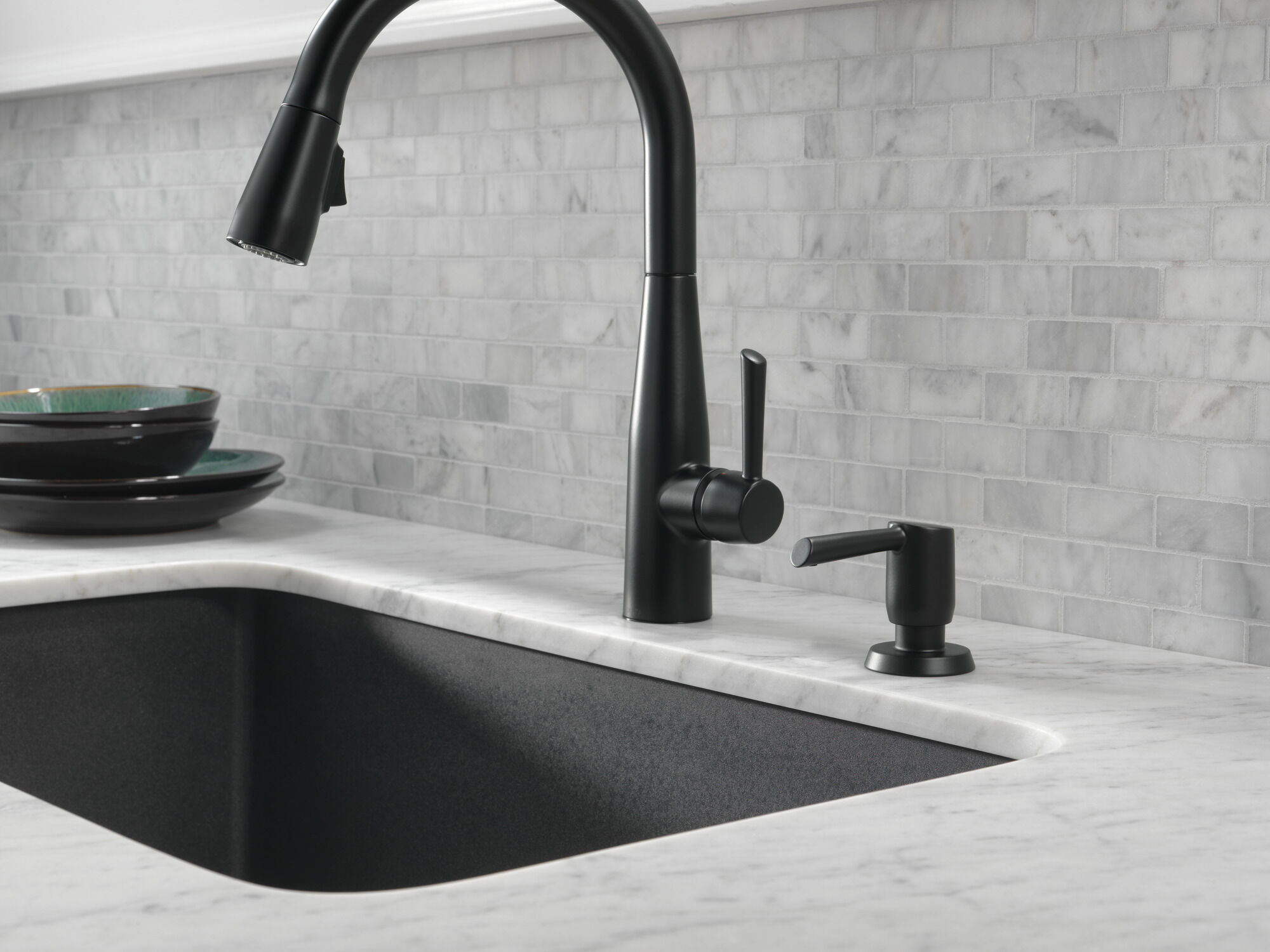 Metal Soap Dispenser in Matte Black RP100736BL | Delta Faucet