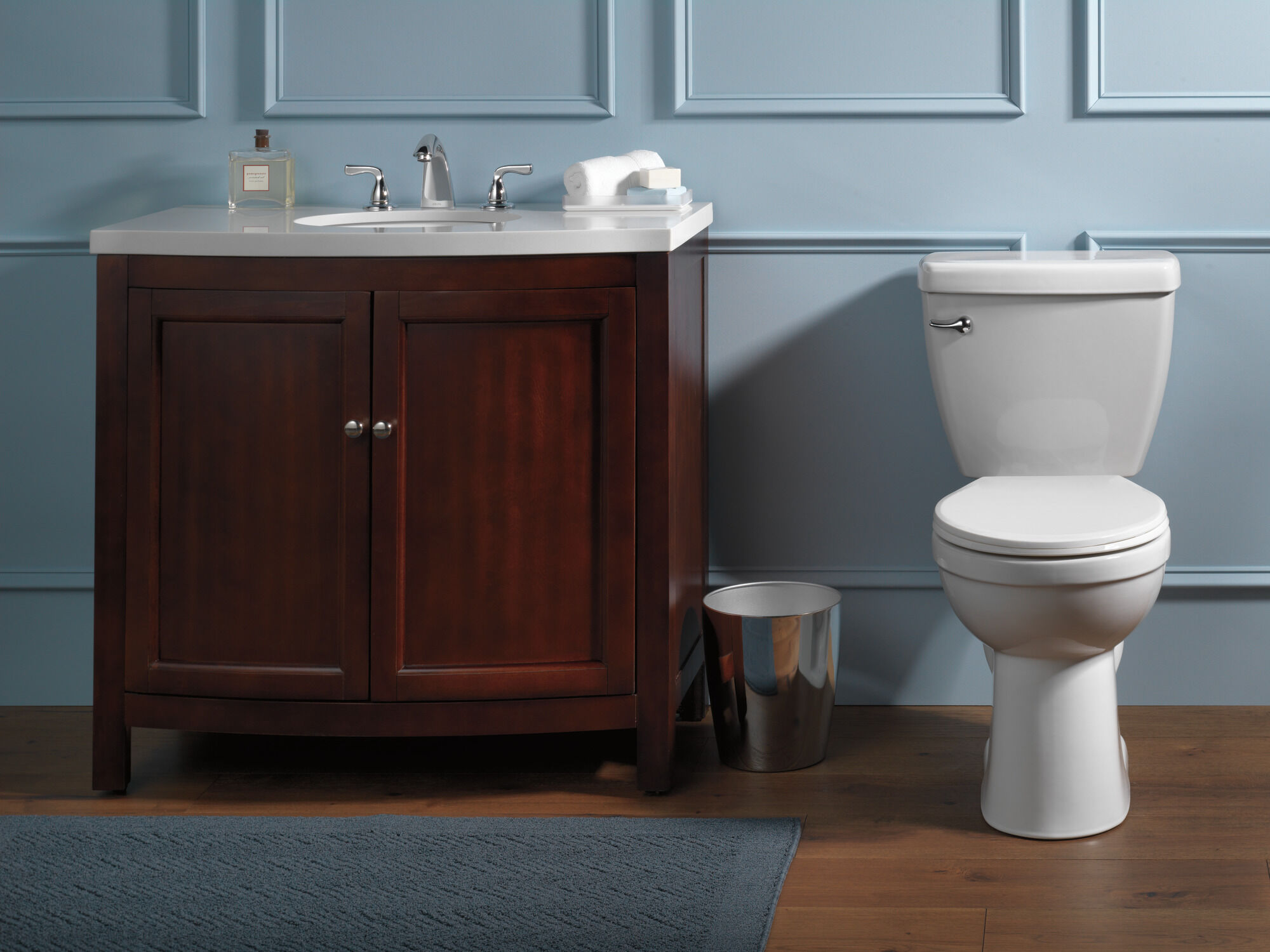 Round Front Toilet in White C41913-WH | Delta Faucet