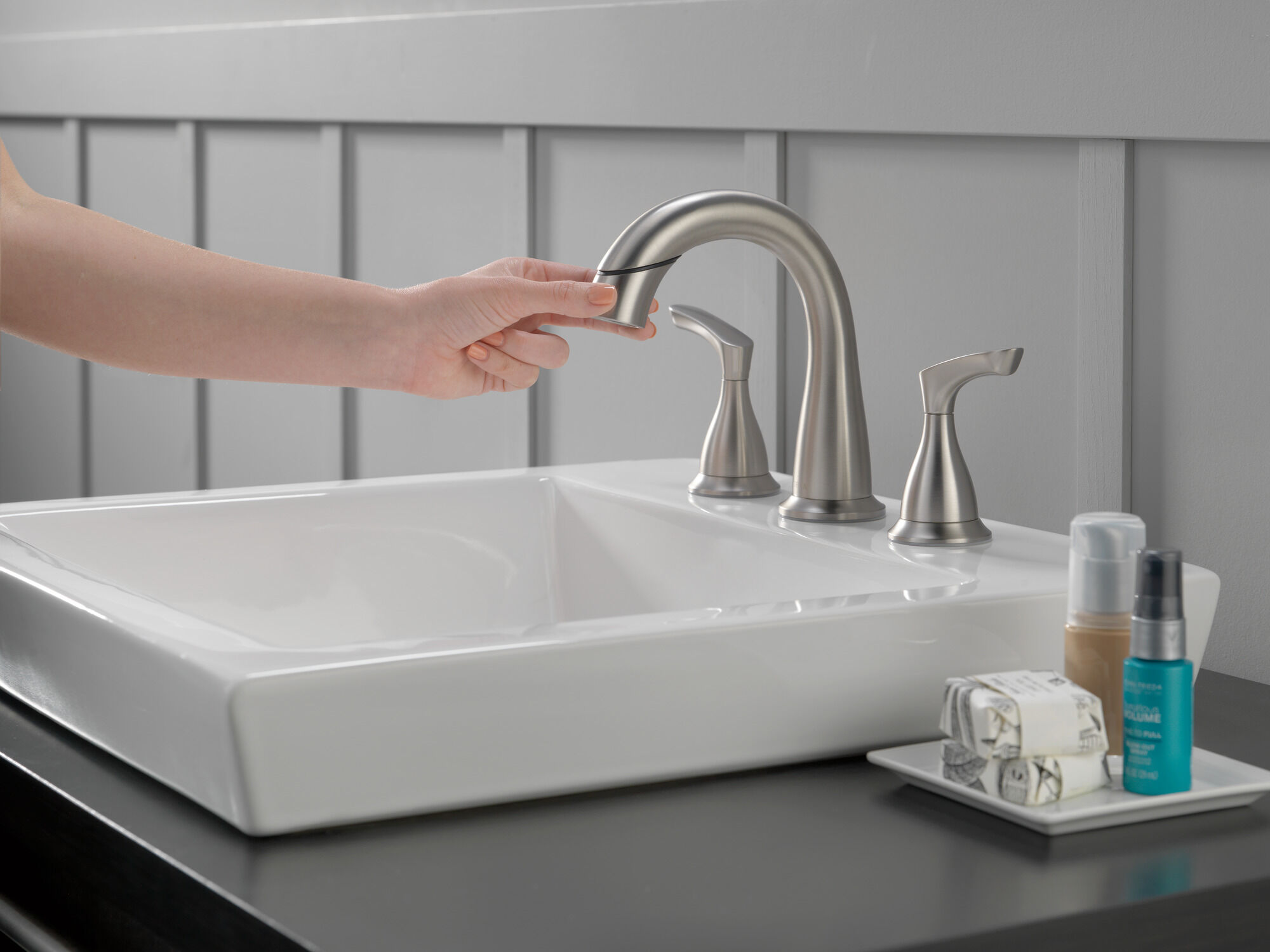 Two Handle Widespread Pull-Down Bathroom Faucet in Spotshield