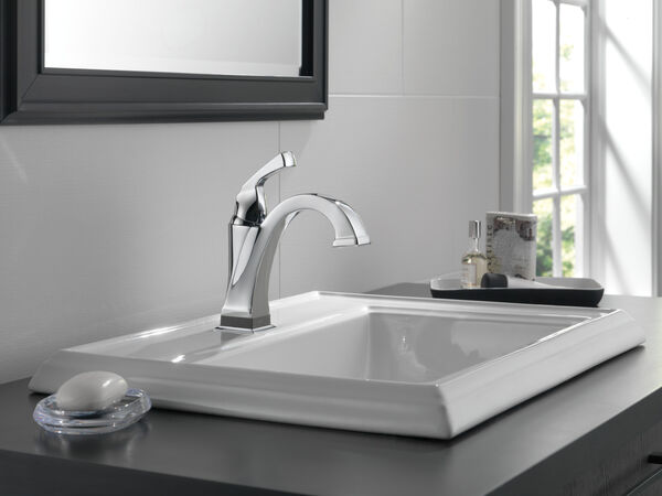 Single Handle Bathroom Faucet with Touch<sub>2</sub>O.xt® Technology, image 8