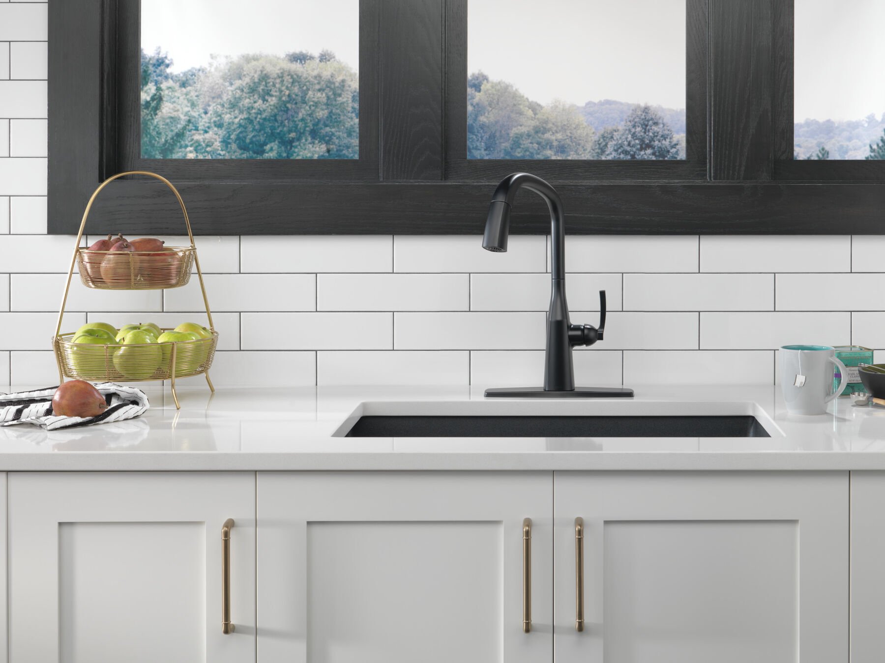 Single Handle Pull-Down Kitchen Faucet