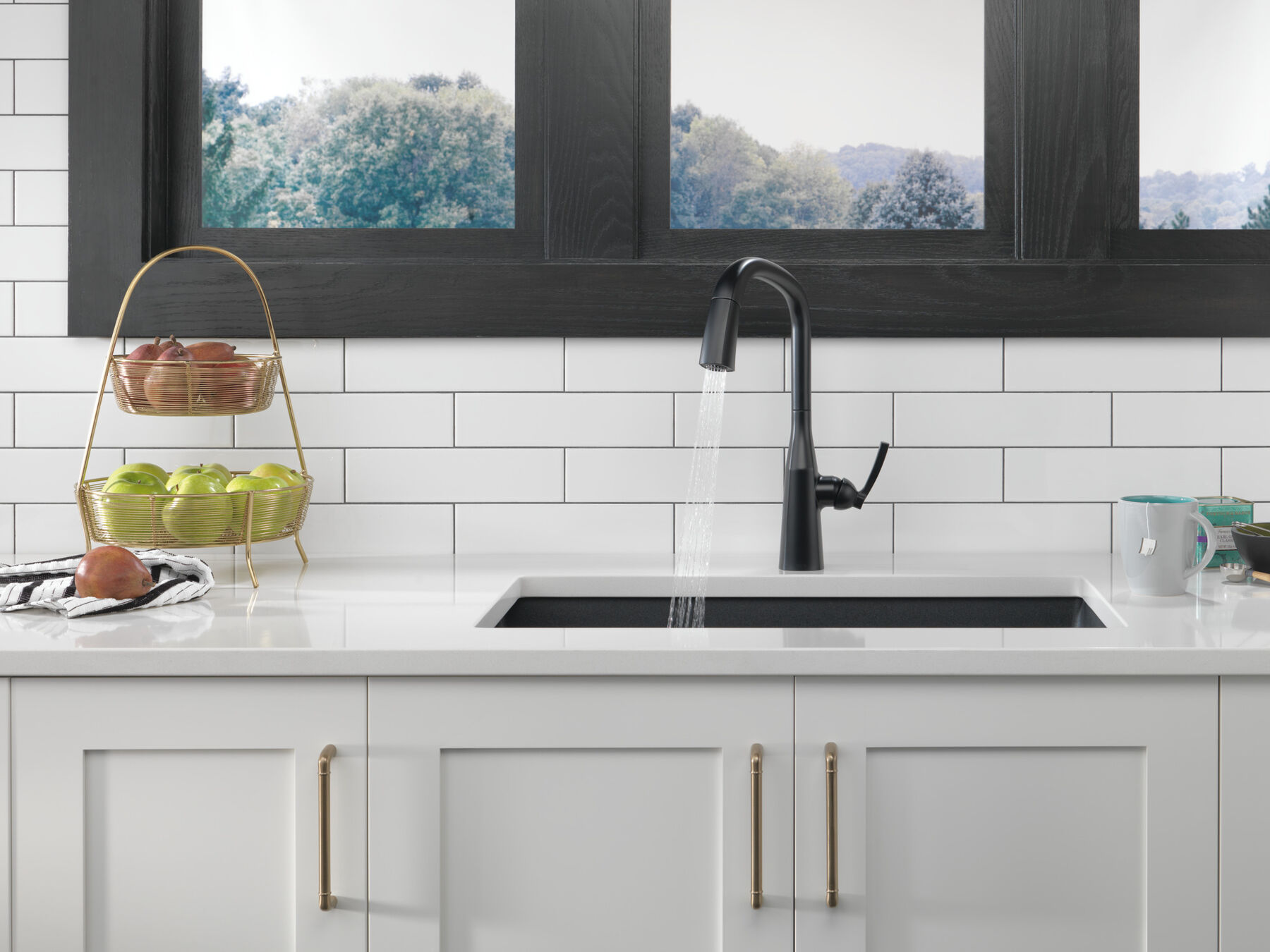 Single Handle Pull-Down Kitchen Faucet