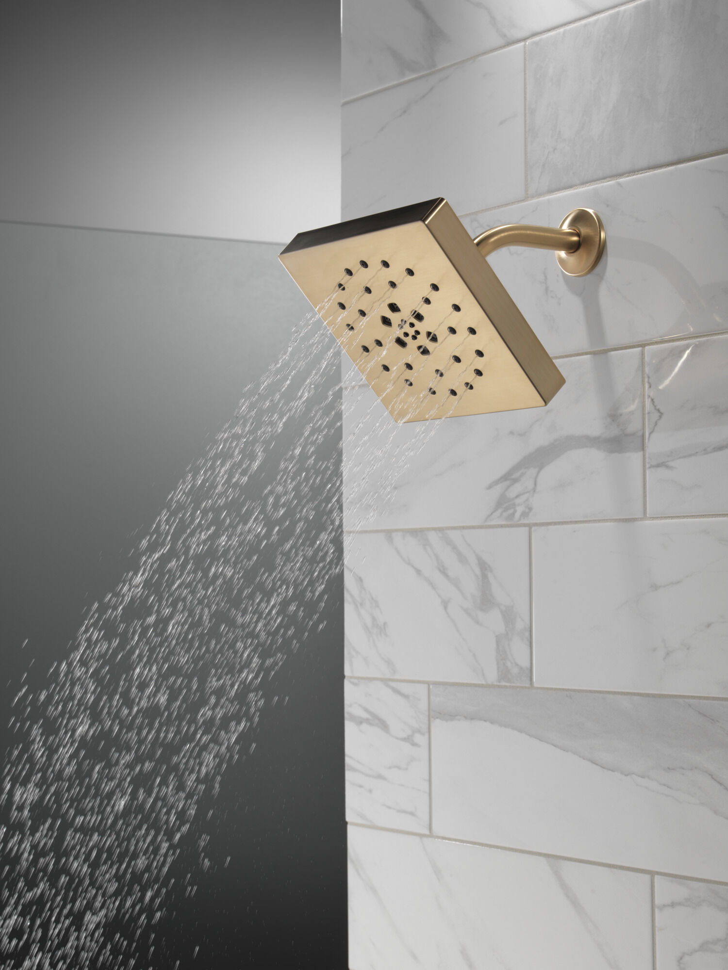 H2Okinetic® 4-Setting Shower Head with Ultrasoak® in Lumicoat
