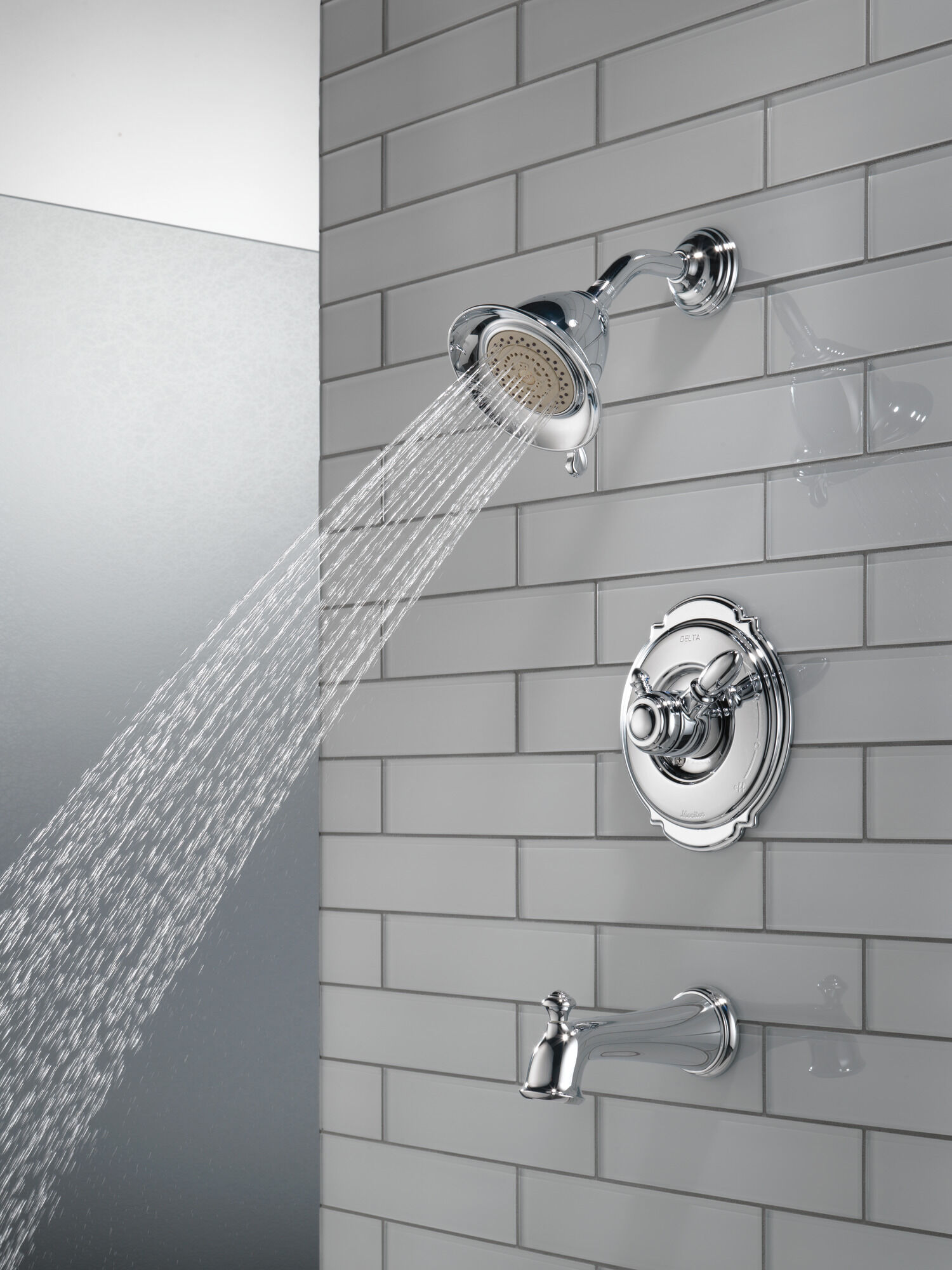 ディオフィット　(1701) Monitor® 17 Series Tub & Shower Trim in Chrome T17455 | Delta Faucet