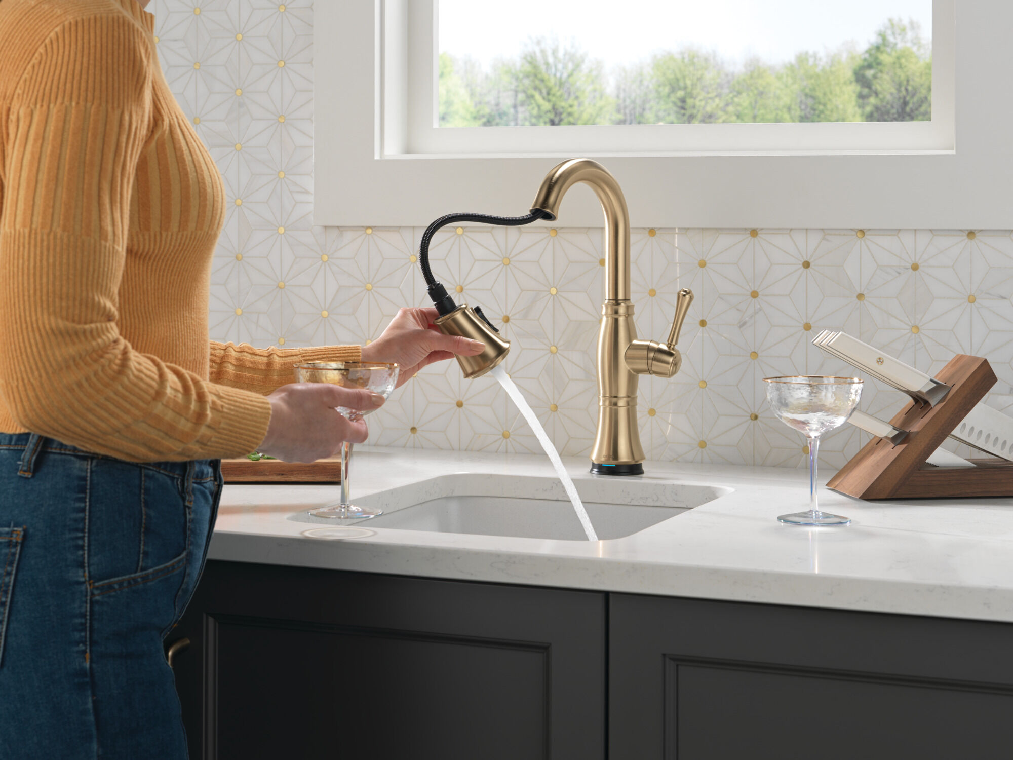 Touch2O® Bar / Prep Faucet with Touchless Technology in Lumicoat