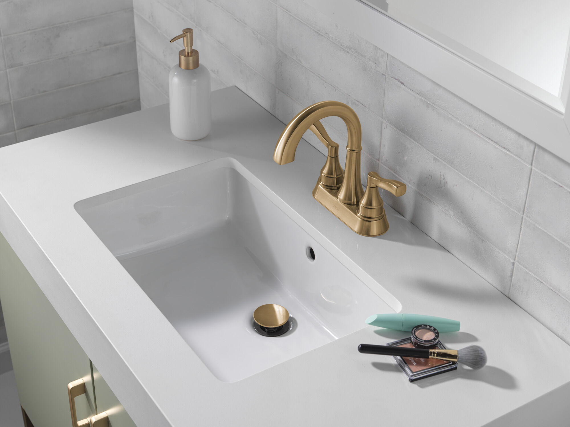 Two Handle Centerset Bathroom Faucet in Champagne Bronze 25822LF