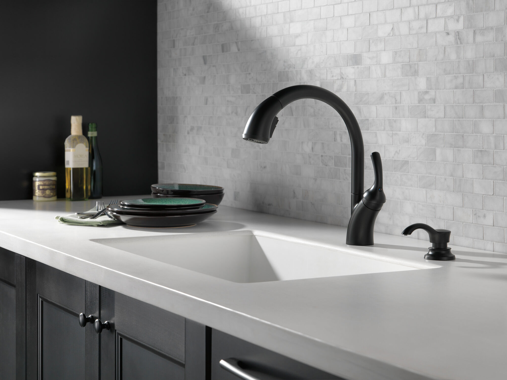 Single Handle Pull-Out Kitchen Faucet with Soap Dispenser and