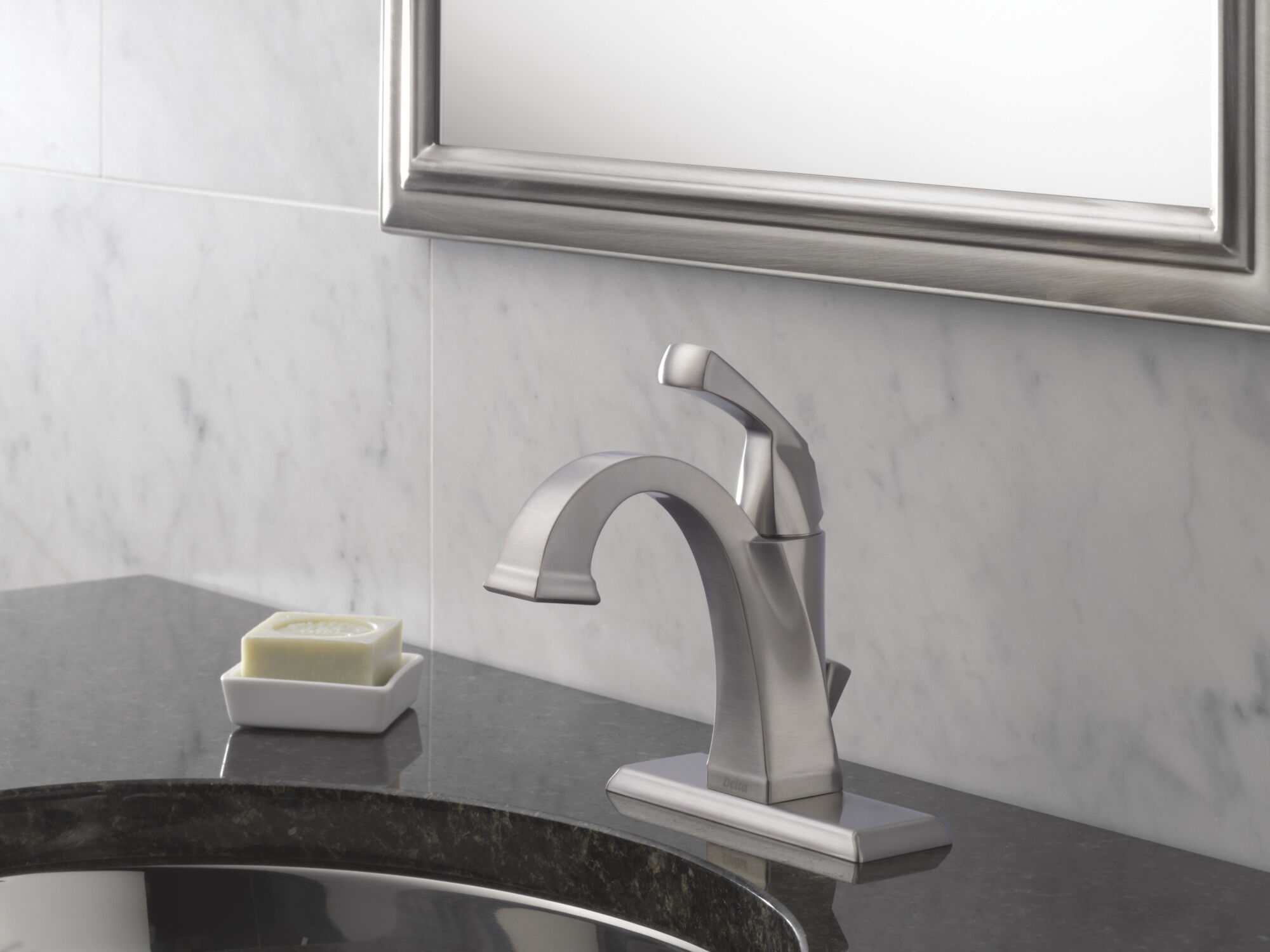 Single Handle Bathroom Faucet in Spotshield Stainless 551-SP-DST