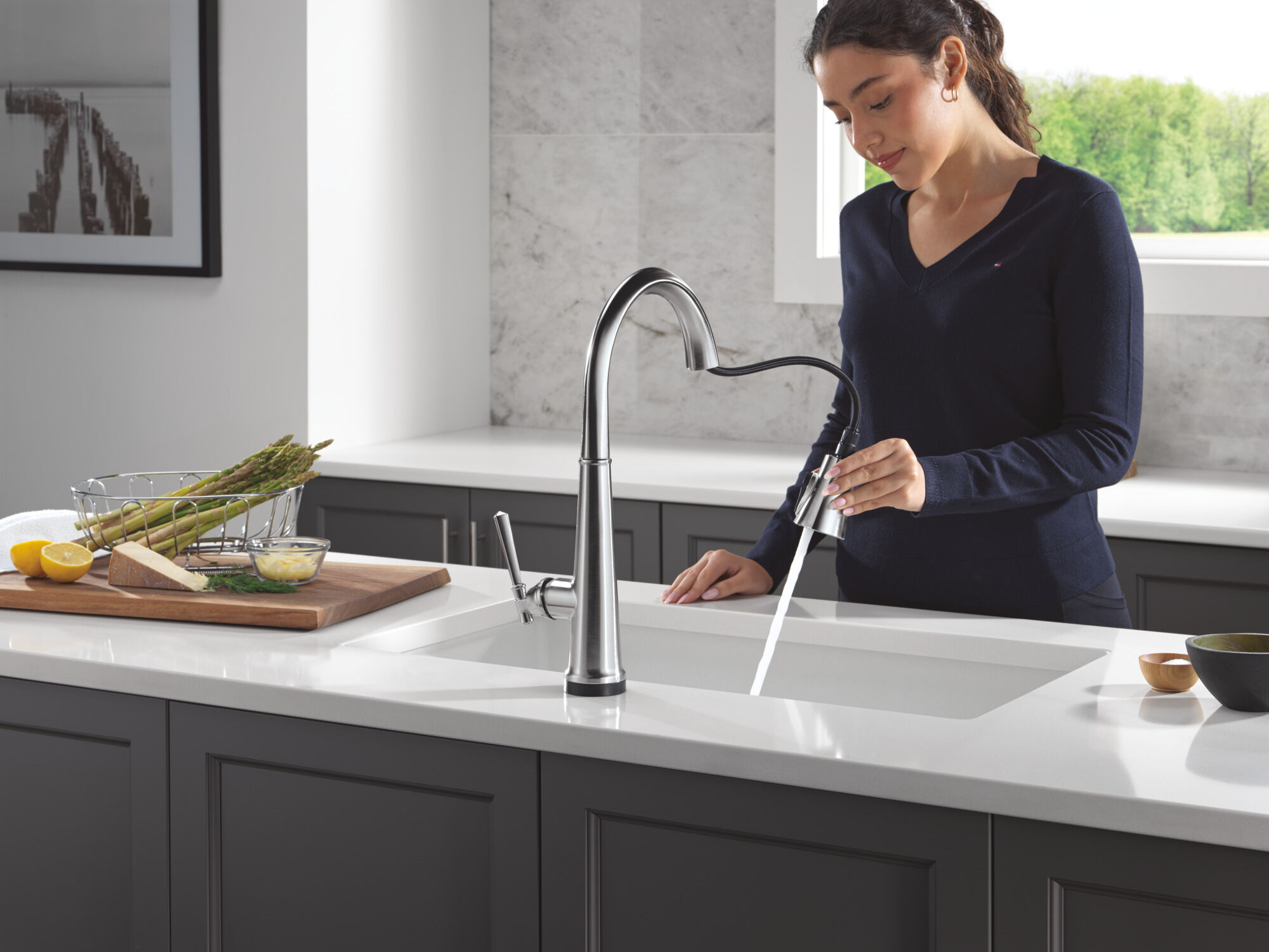 Touch2O® Technology Kitchen Faucet with Touchless Technology in
