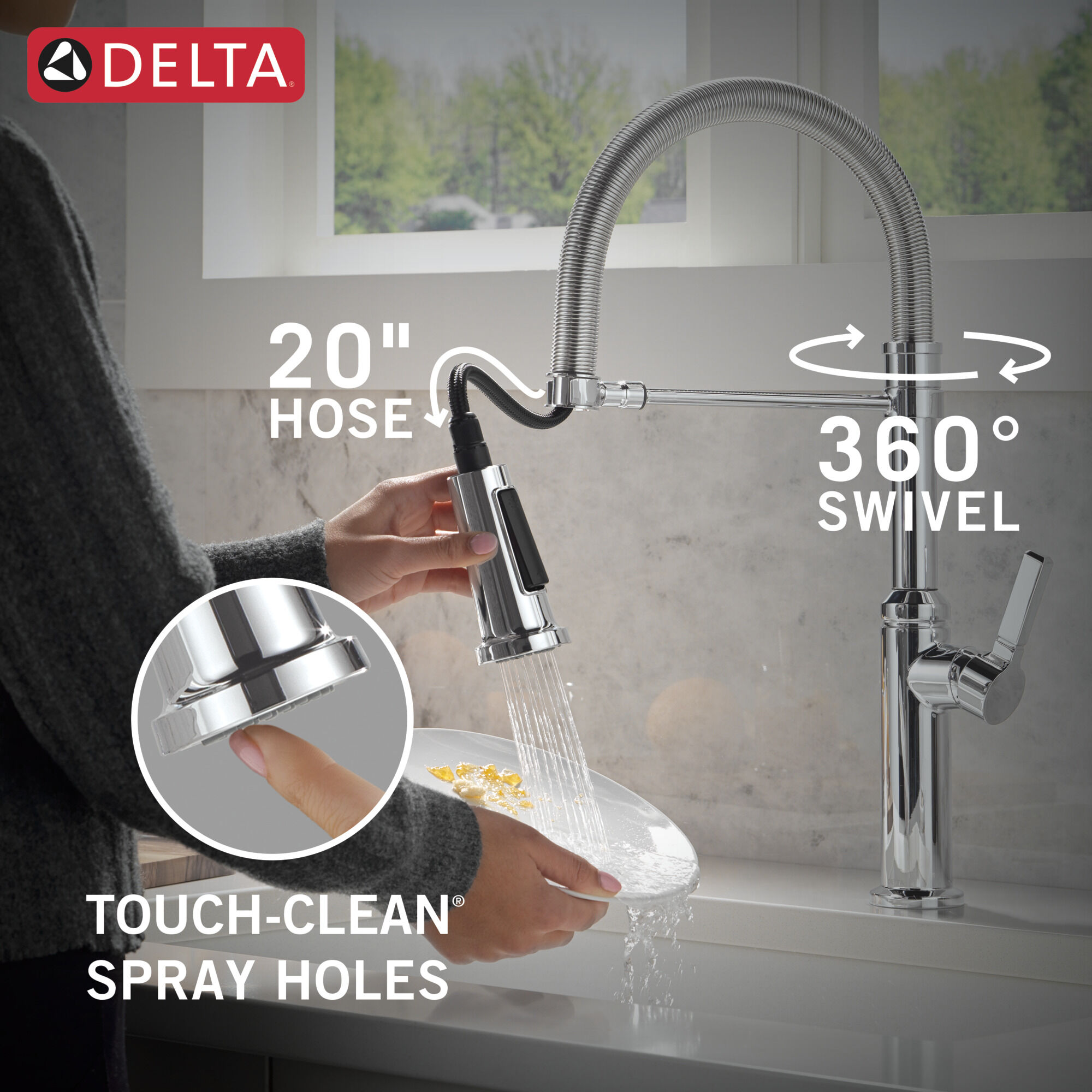 Single Handle Pull-Down Kitchen Faucet With Spring Spout in Chrome