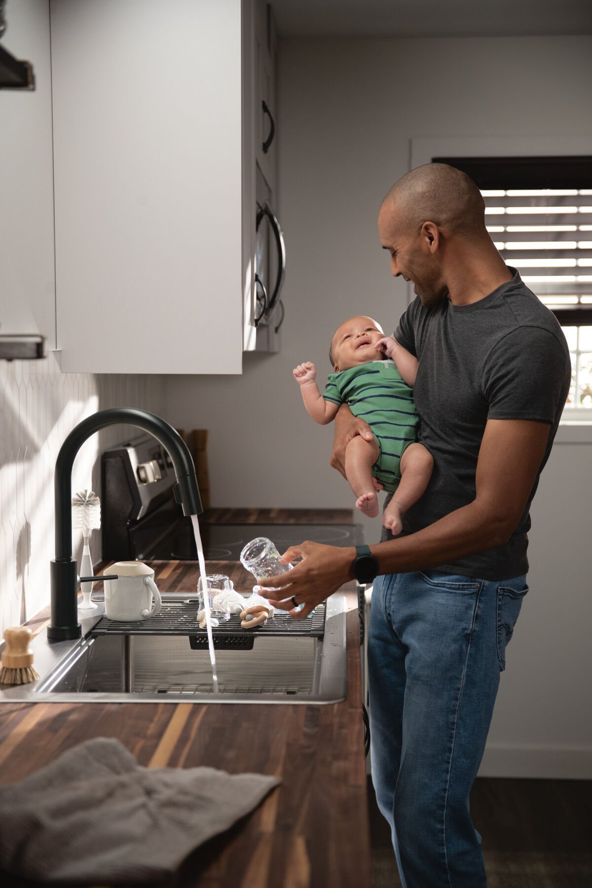 Single Handle Pull-Down Kitchen Faucet with Touch<sub>2</sub>O&reg; Technology