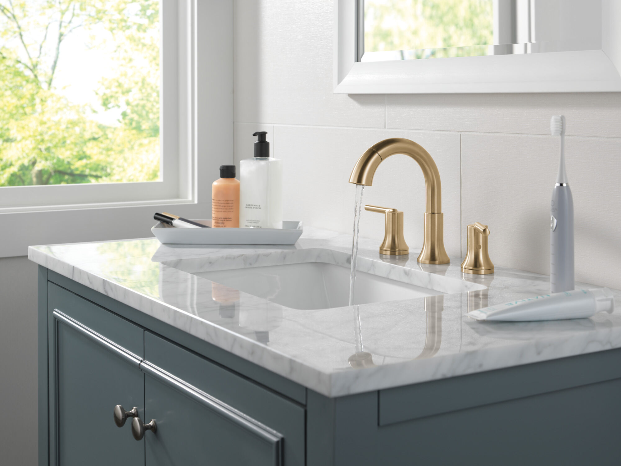 Two Handle Widespread Pull Down Bathroom (Recertified) in