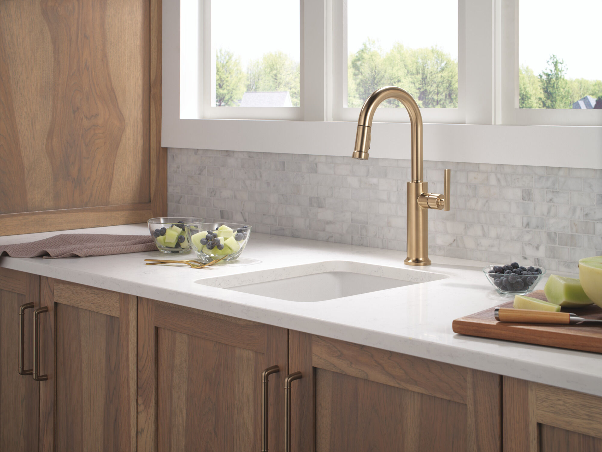 Single Handle Pull-Down Bar / Prep Faucet in Champagne Bronze 9986