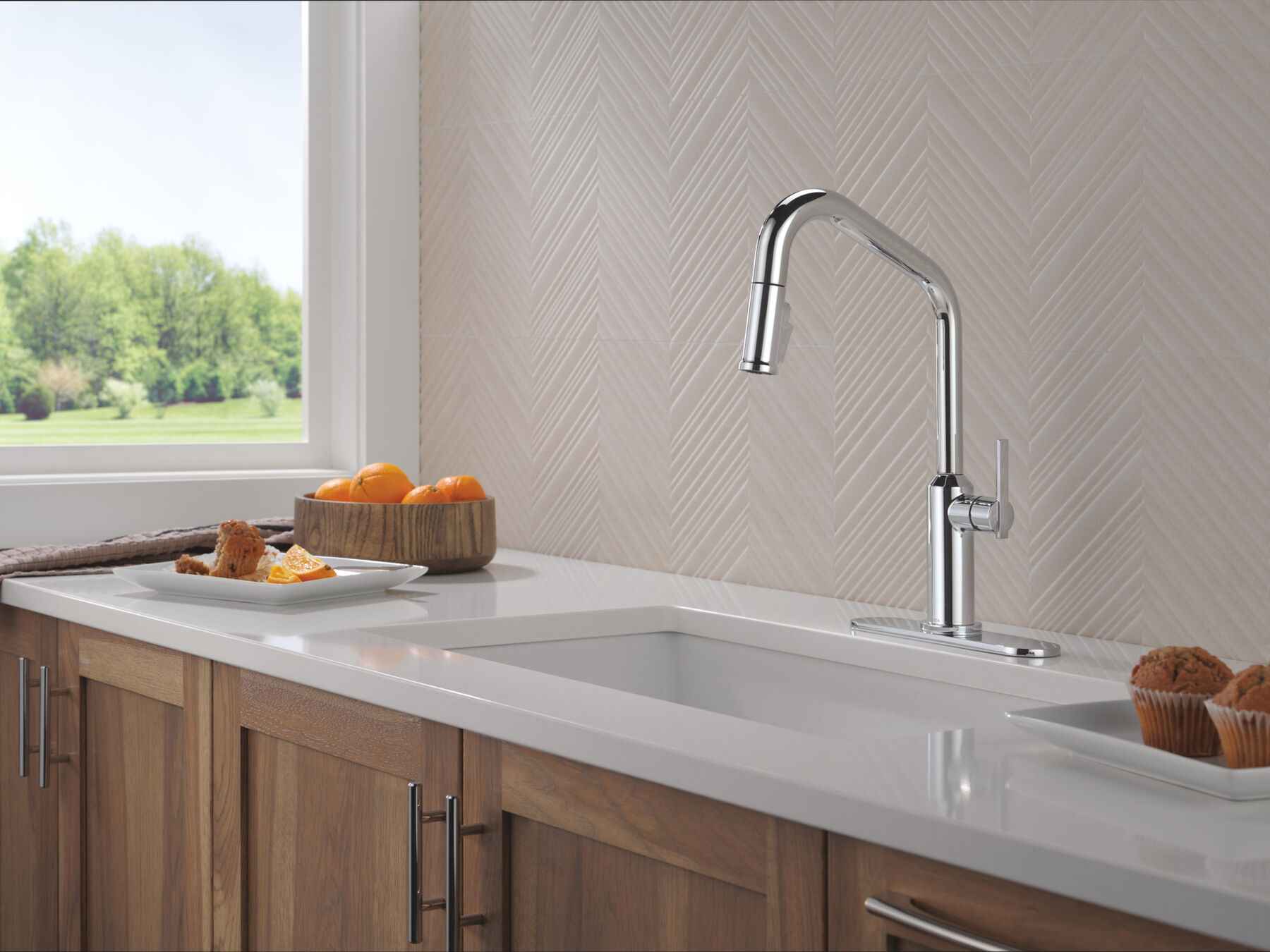 Single Handle Pull-Down Kitchen Faucet
