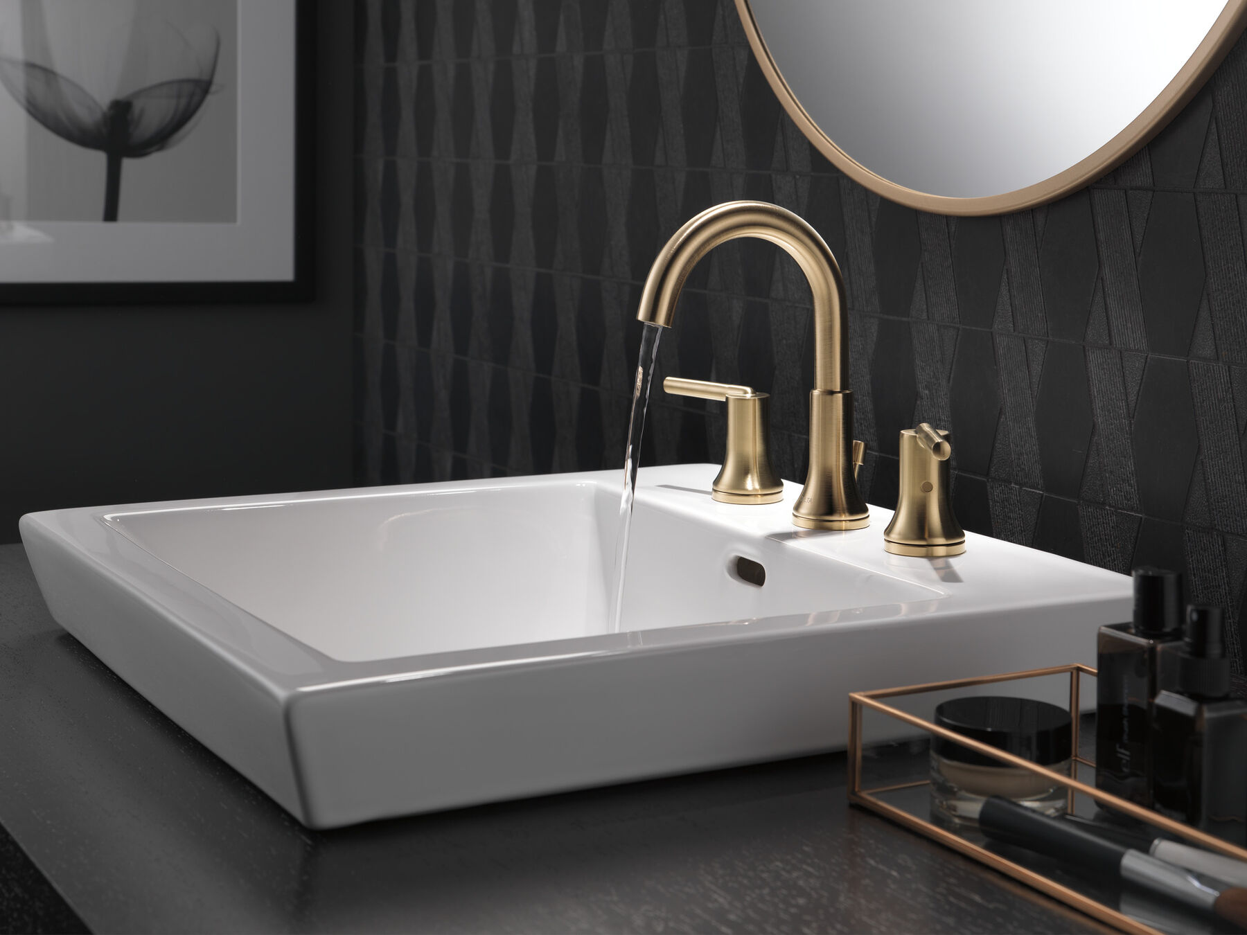 Two Handle Widespread Bathroom Faucet