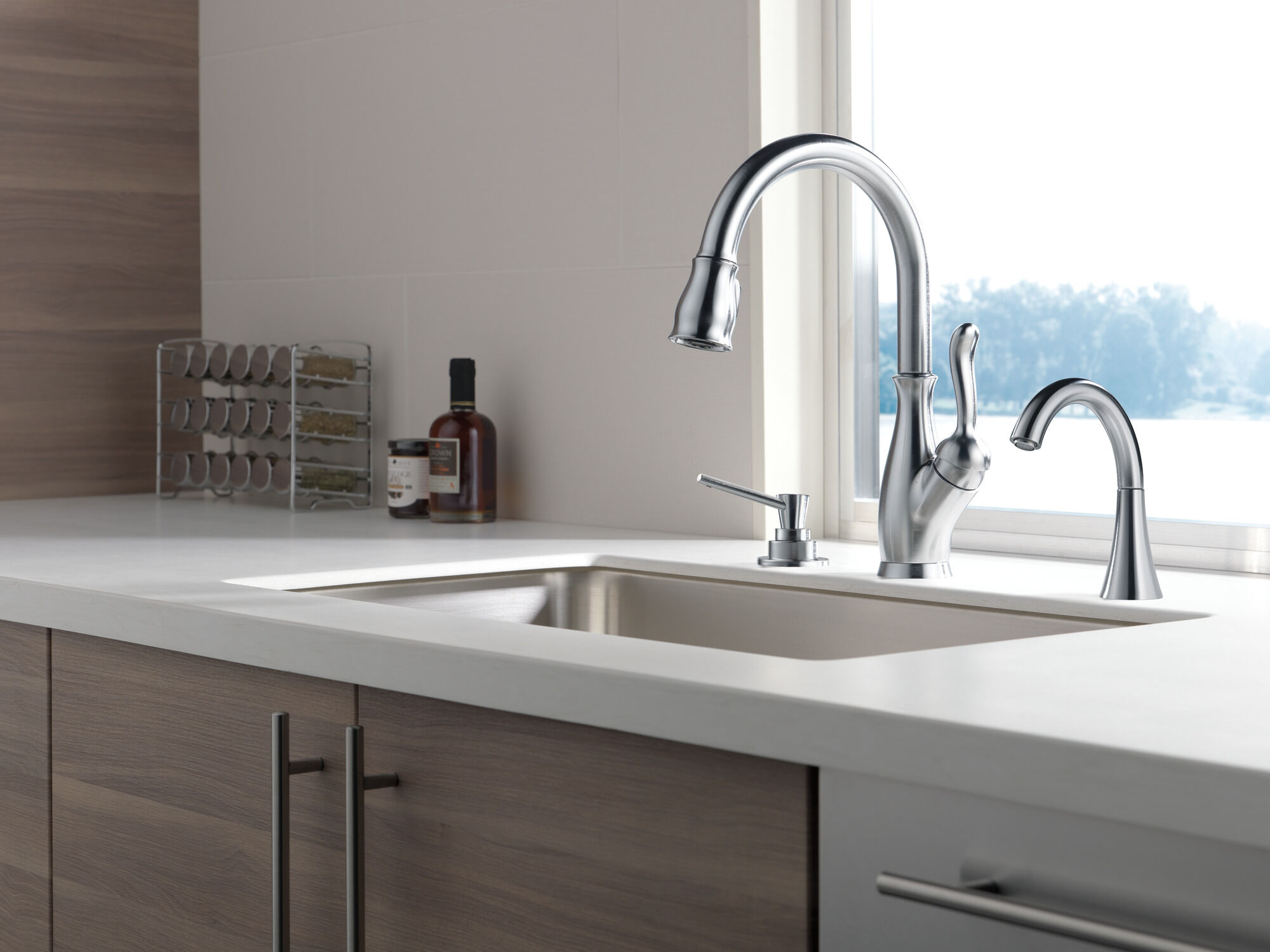 Transitional Beverage Faucet in Arctic Stainless 1977-AR-DST