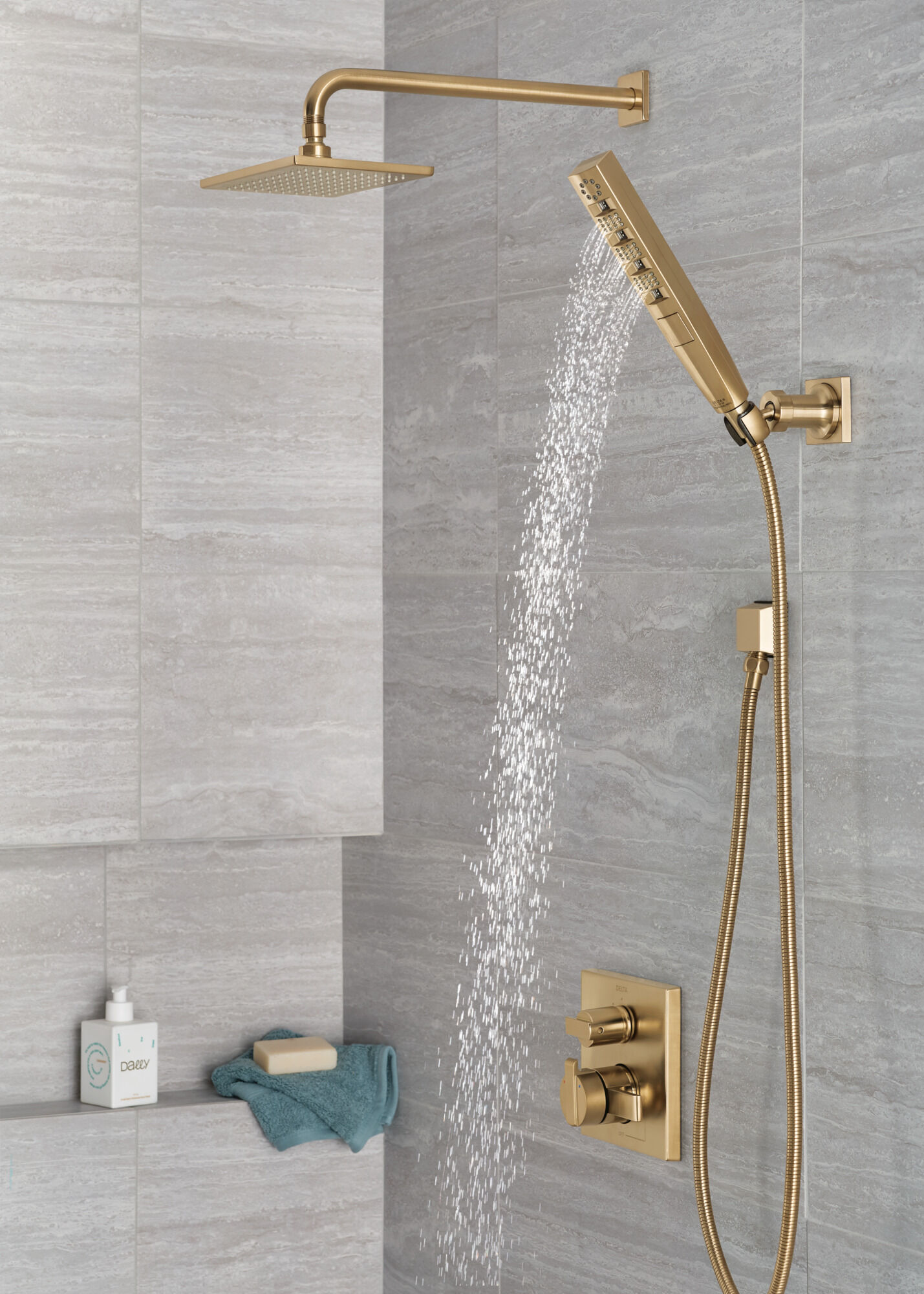 Single-Setting Raincan Shower Head in Lumicoat® Champagne Bronze