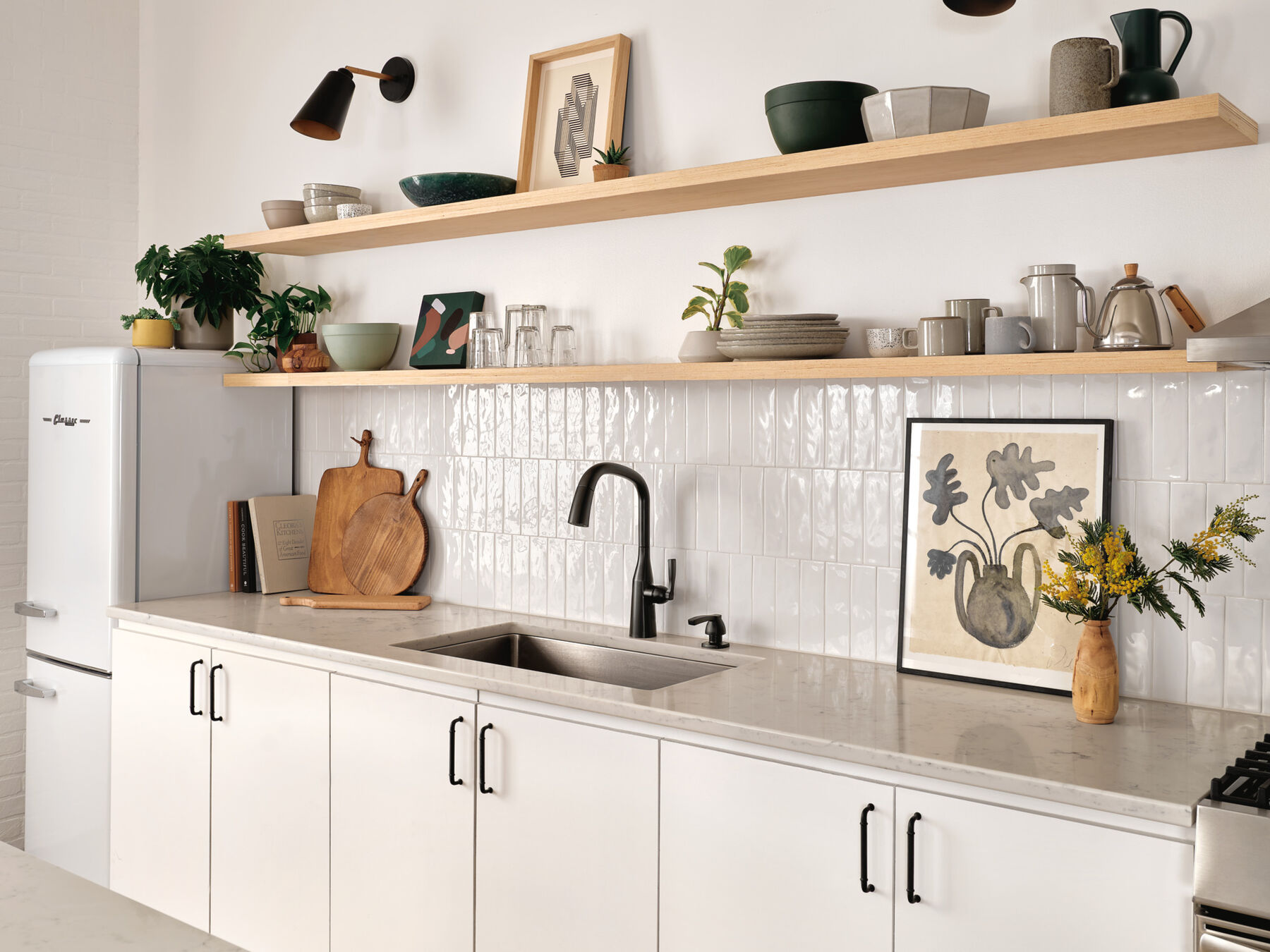 Single Handle Pull-Down Kitchen Faucet