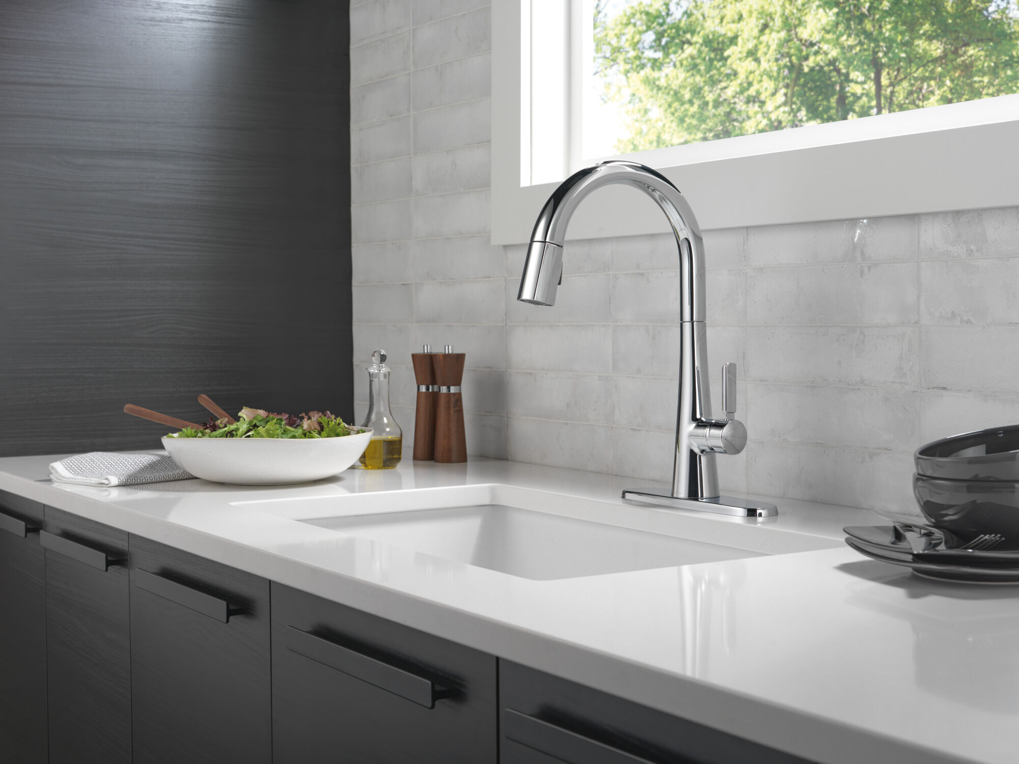 Single Handle Pull-Down Kitchen Faucet in Lumicoat® Chrome 9191-PR