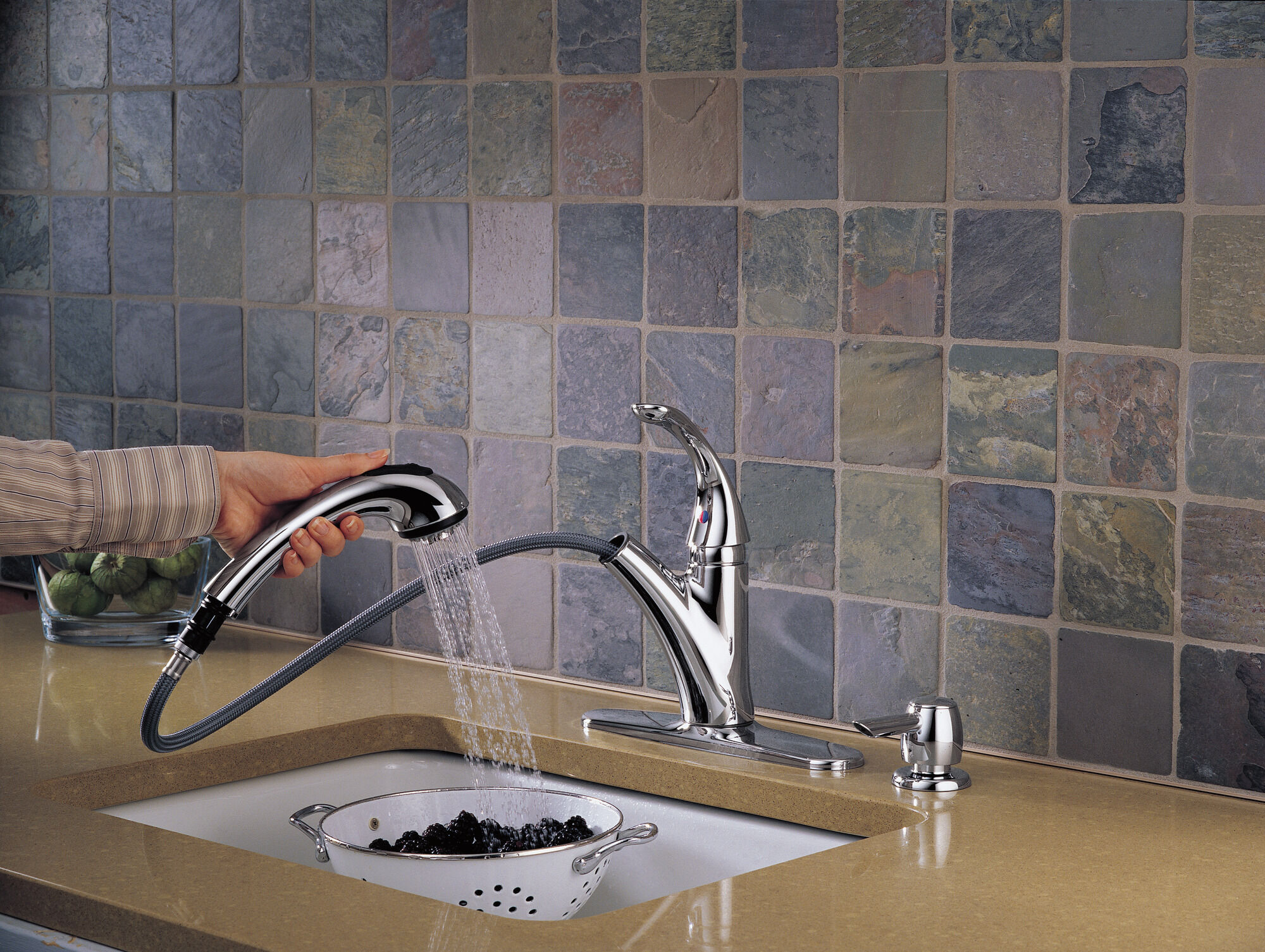 Single Handle Pull-Out Kitchen Faucet with Soap Dispenser in