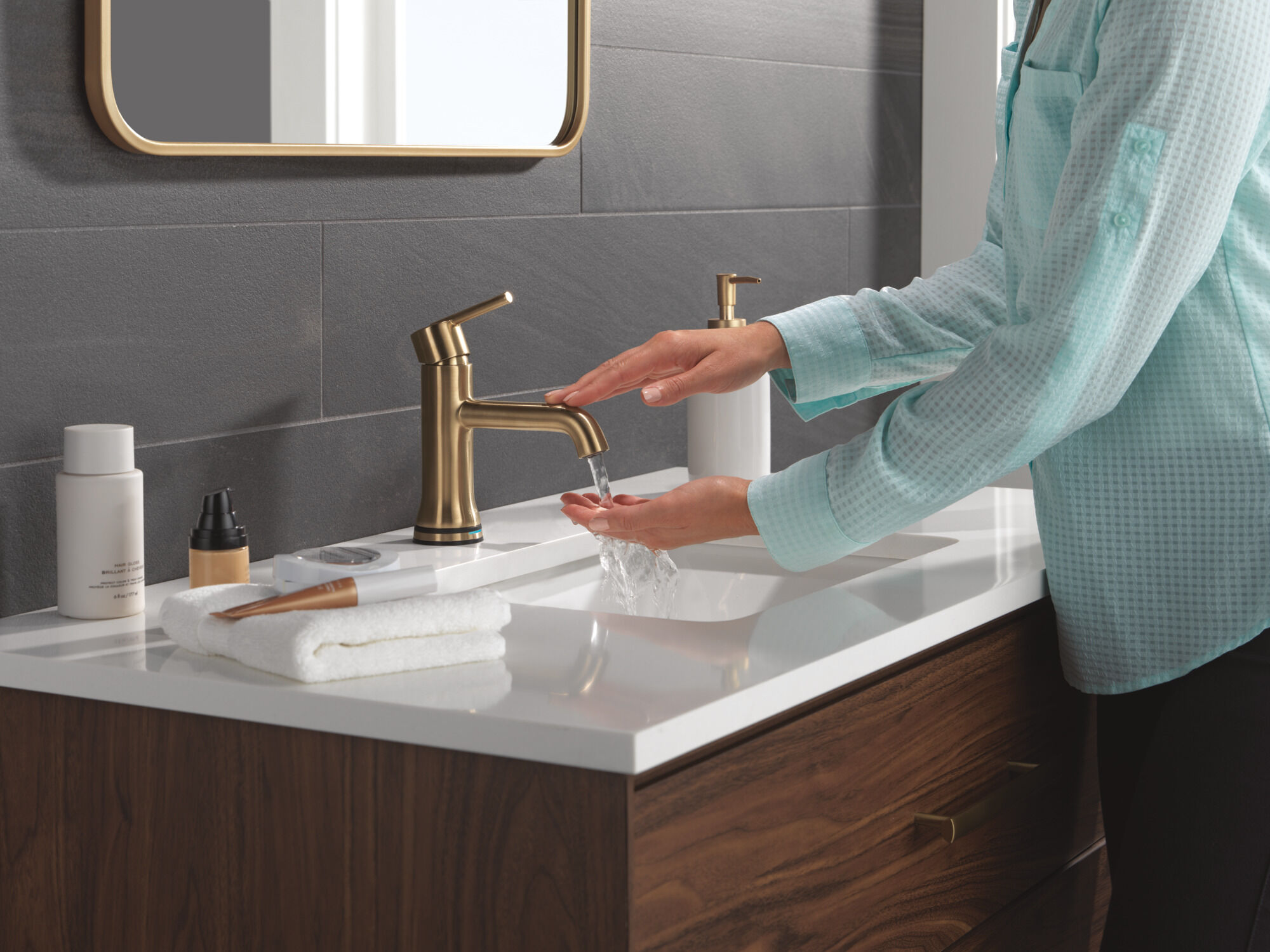 Touch2O Bathroom Faucet with Touchless Technology in Champagne