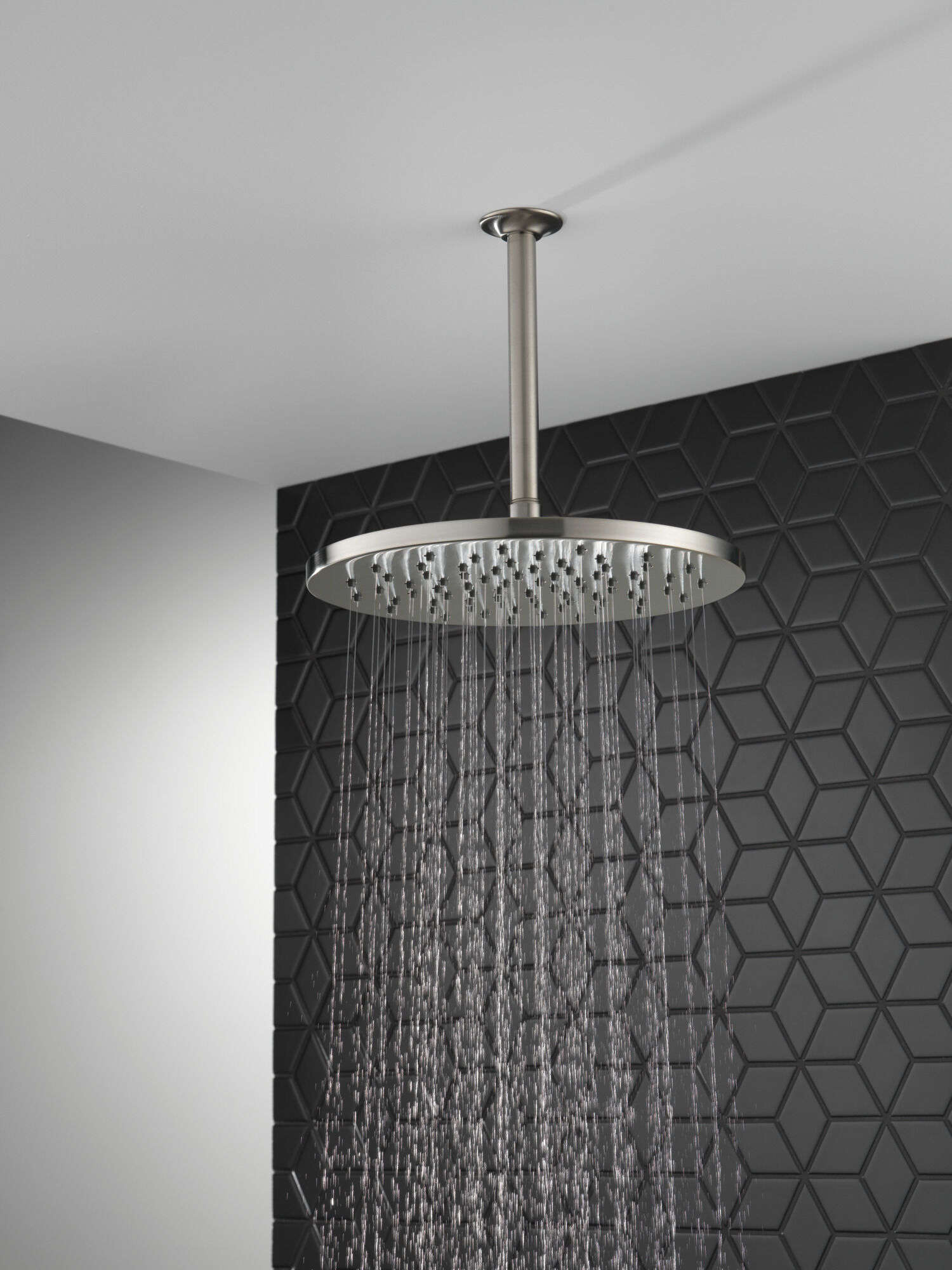 Single-Setting Metal Raincan Shower Head in Lumicoat® Stainless