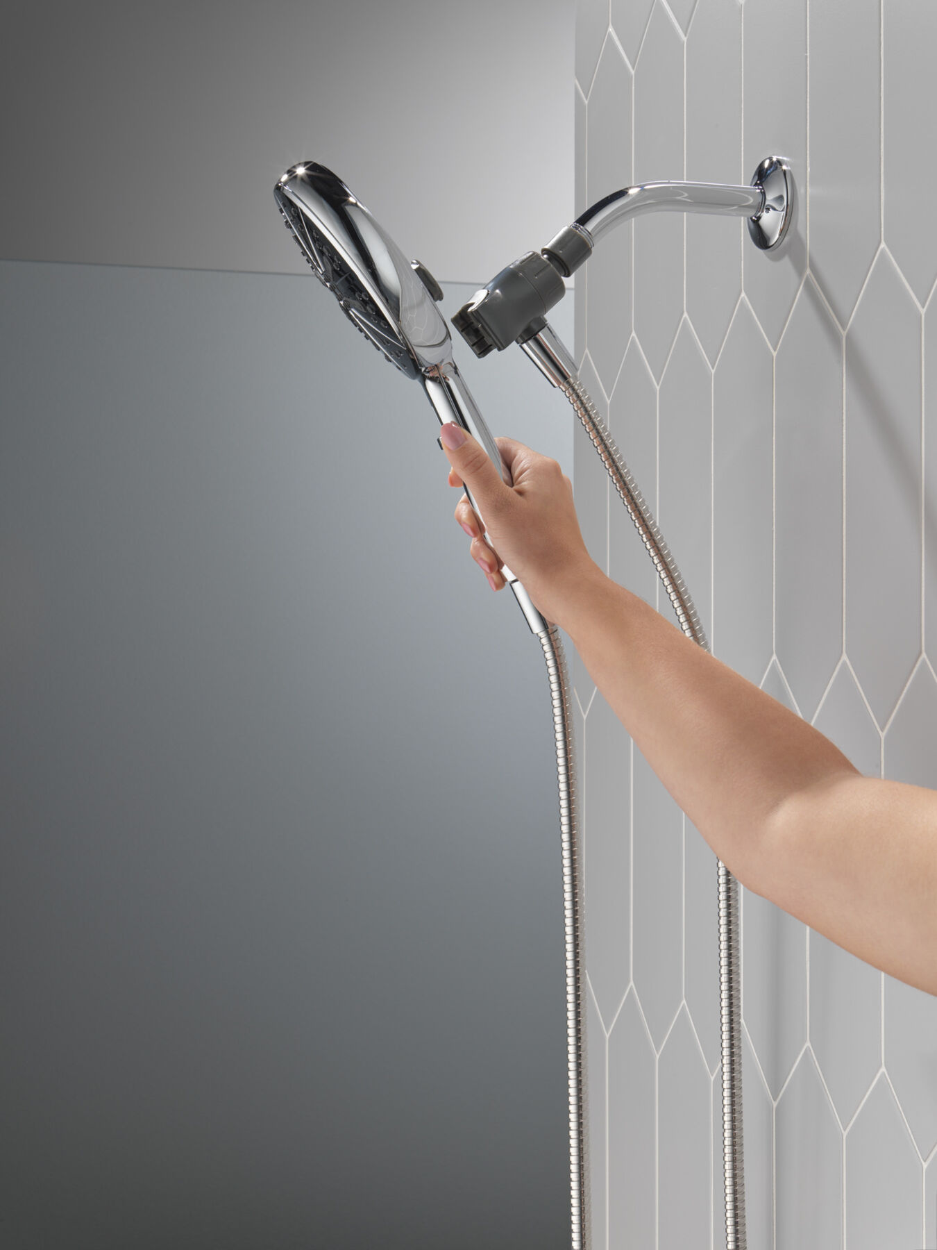 6Setting SureDock Hand Shower in Chrome 75613 Delta Faucet